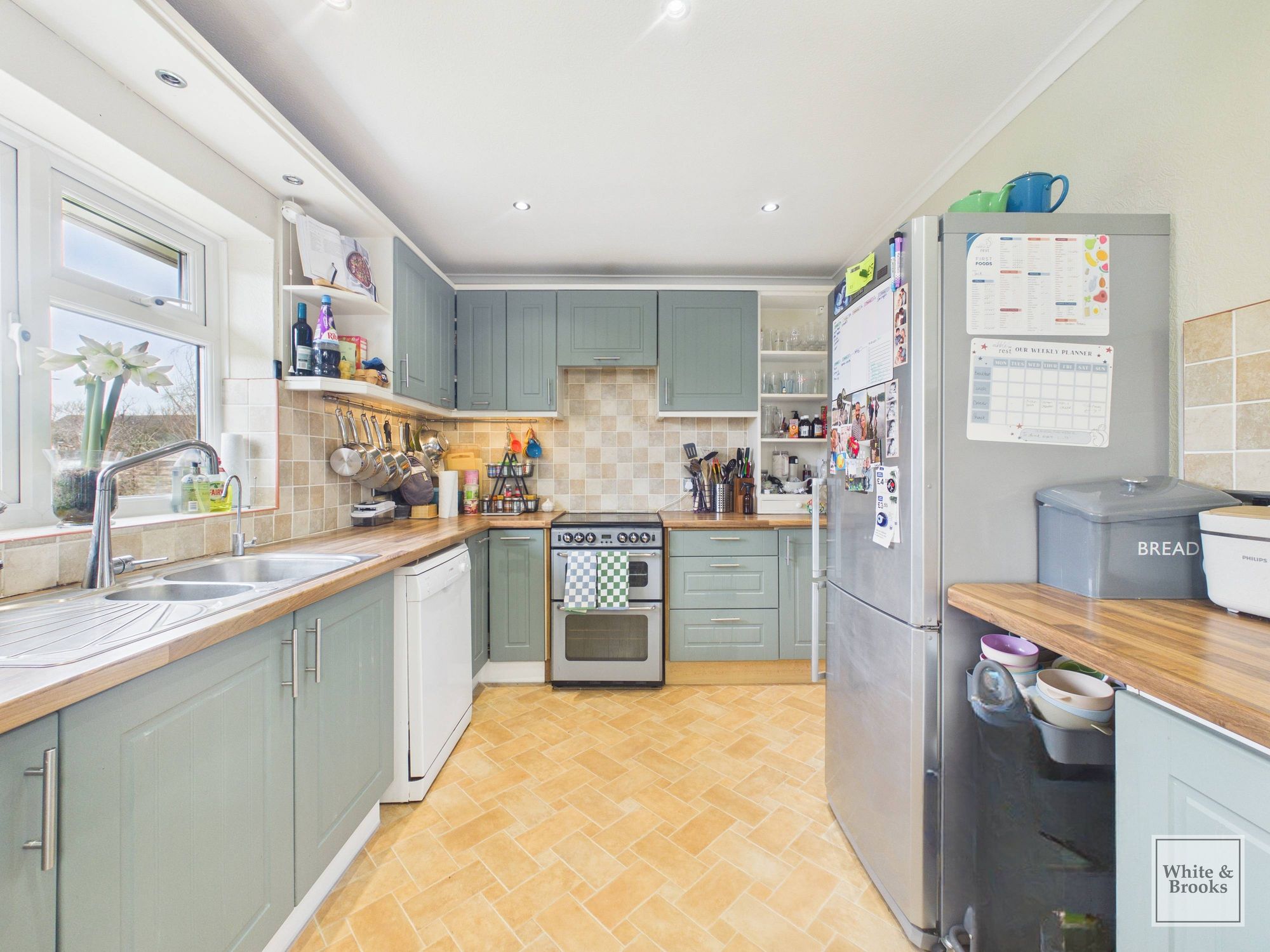2 bed detached bungalow for sale in Hughes Close, Bognor Regis, PO21  - Property Image 9