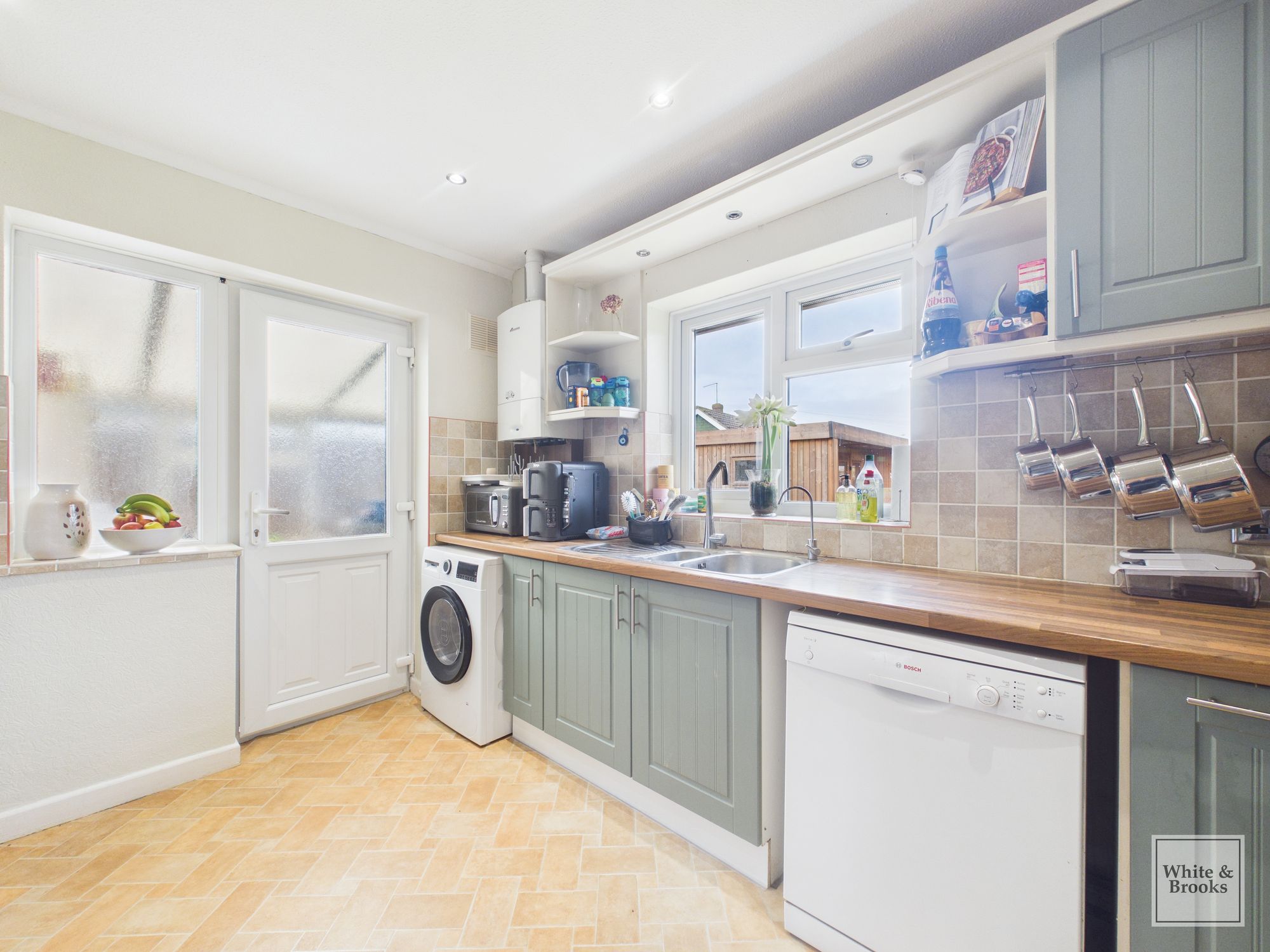 2 bed detached bungalow for sale in Hughes Close, Bognor Regis, PO21 12