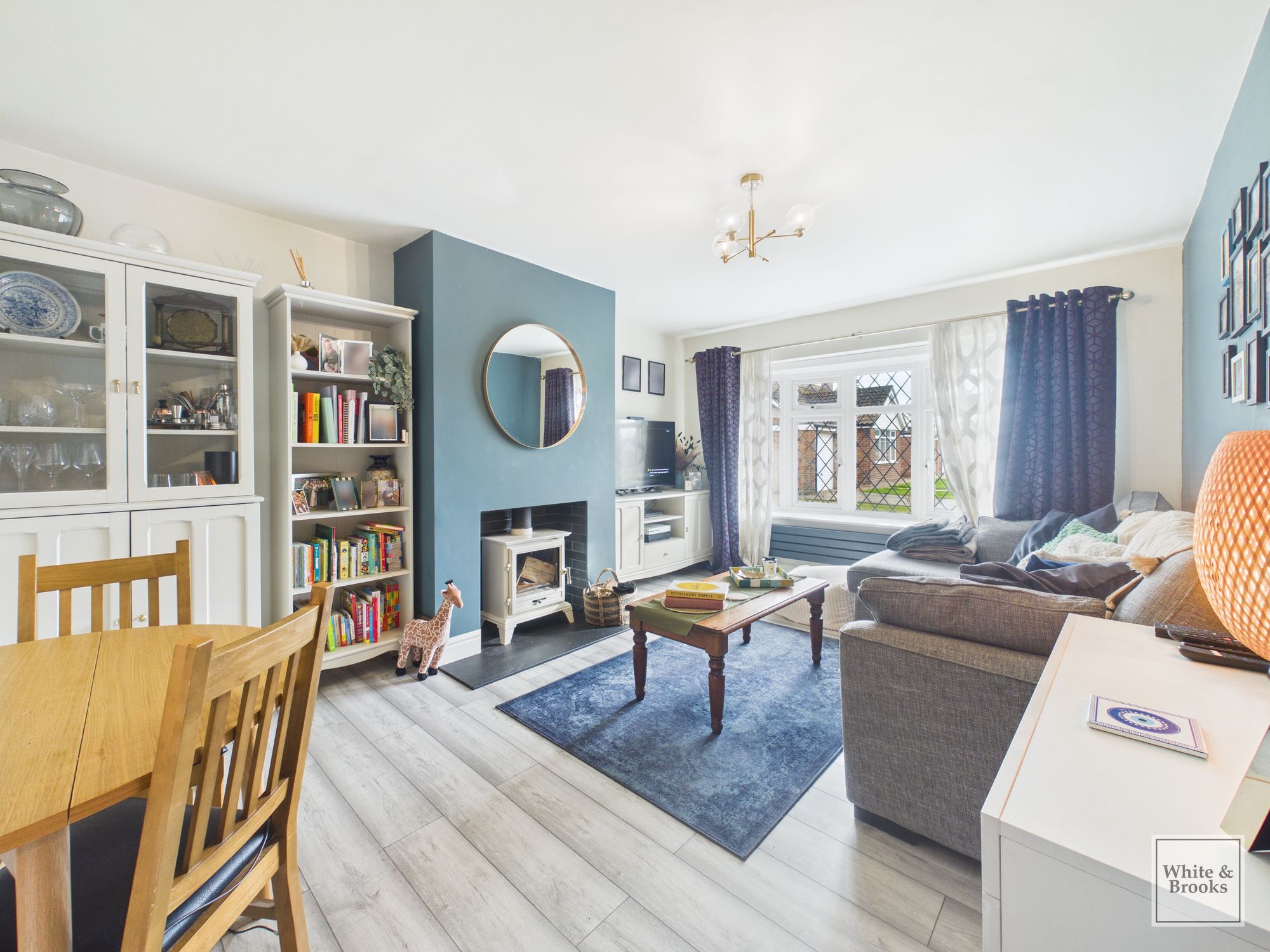 2 bed detached bungalow for sale in Hughes Close, Bognor Regis, PO21  - Property Image 3