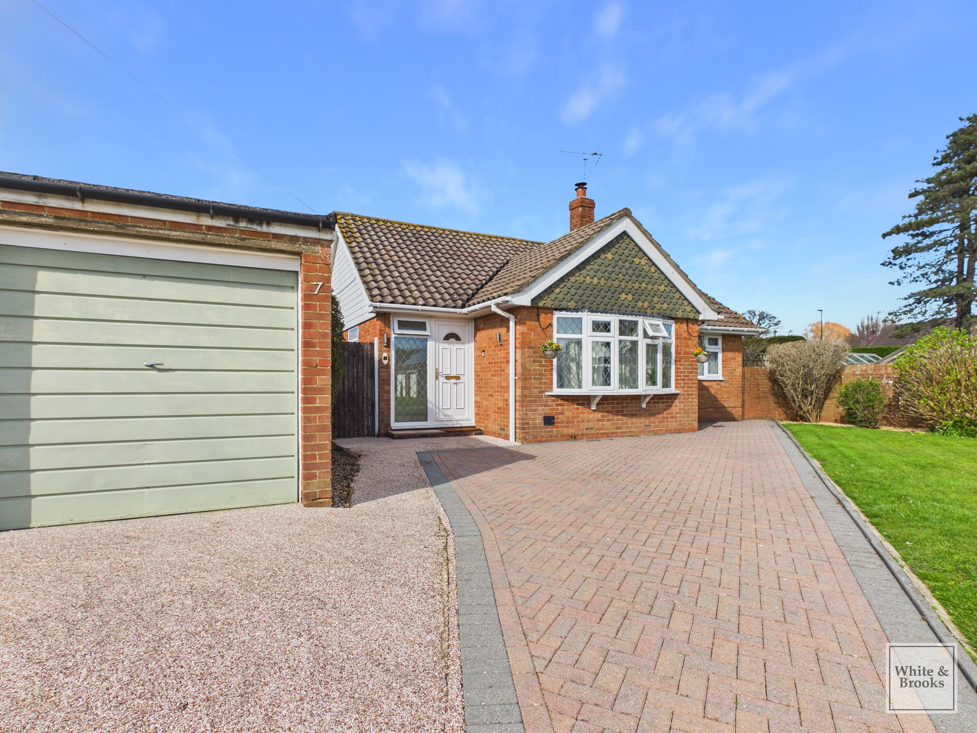 2 bed detached bungalow for sale in Hughes Close, Bognor Regis, PO21  - Property Image 26