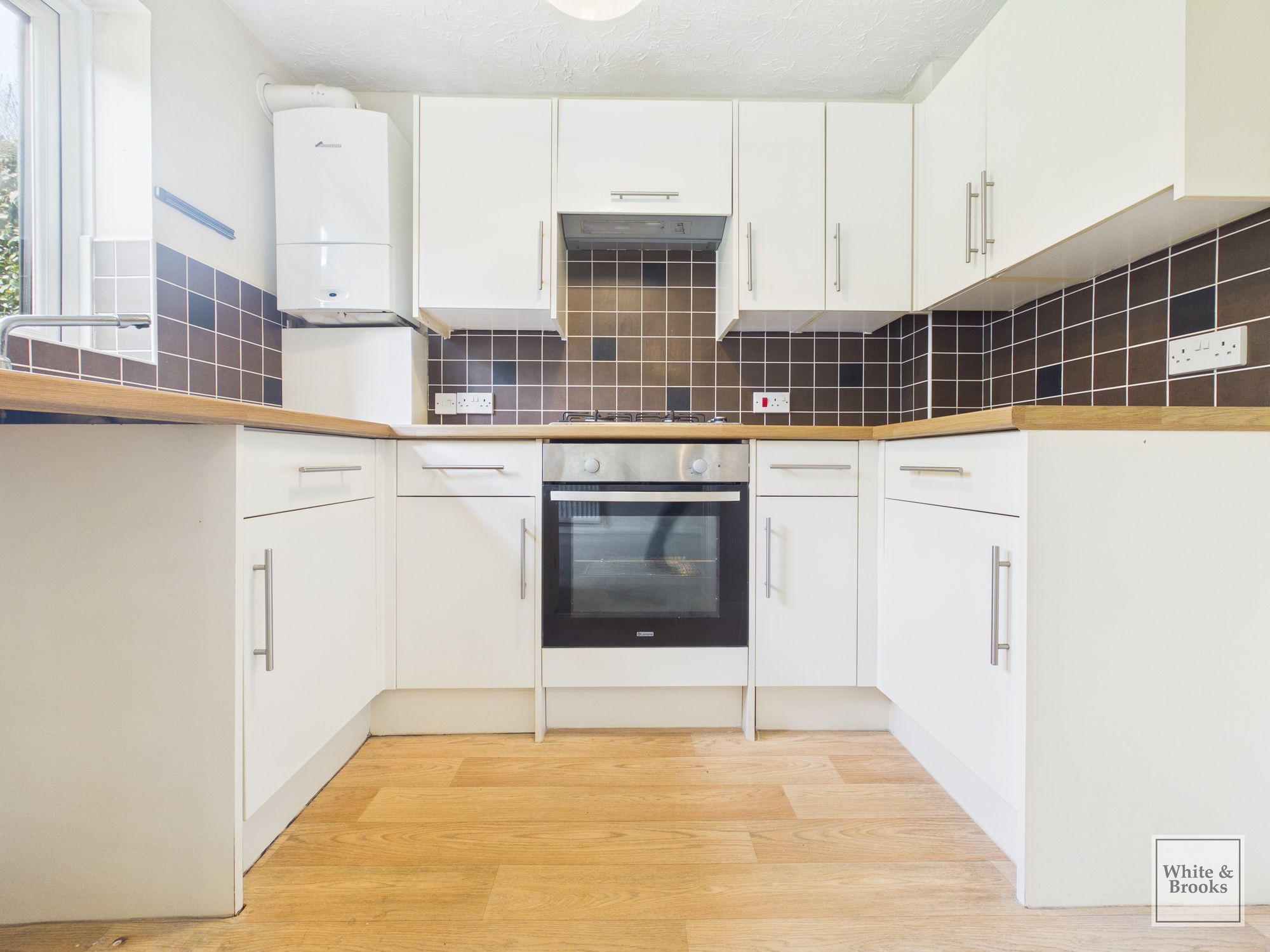 1 bed flat for sale in Fishbourne Road East, Willow Court Fishbourne Road East, PO19 2