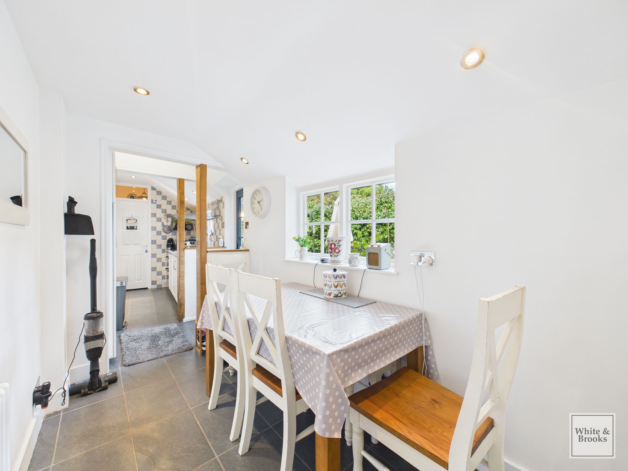 3 bed mid-terraced house for sale in Orchard Street, Chichester, PO19 11