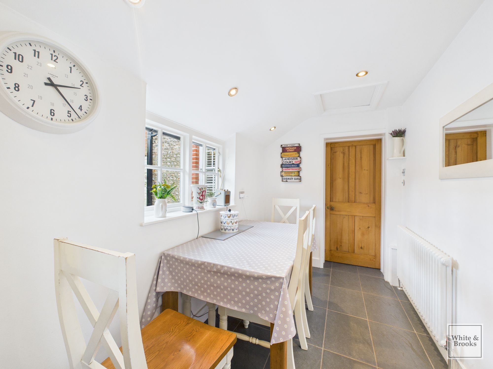 3 bed mid-terraced house for sale in Orchard Street, Chichester, PO19  - Property Image 15
