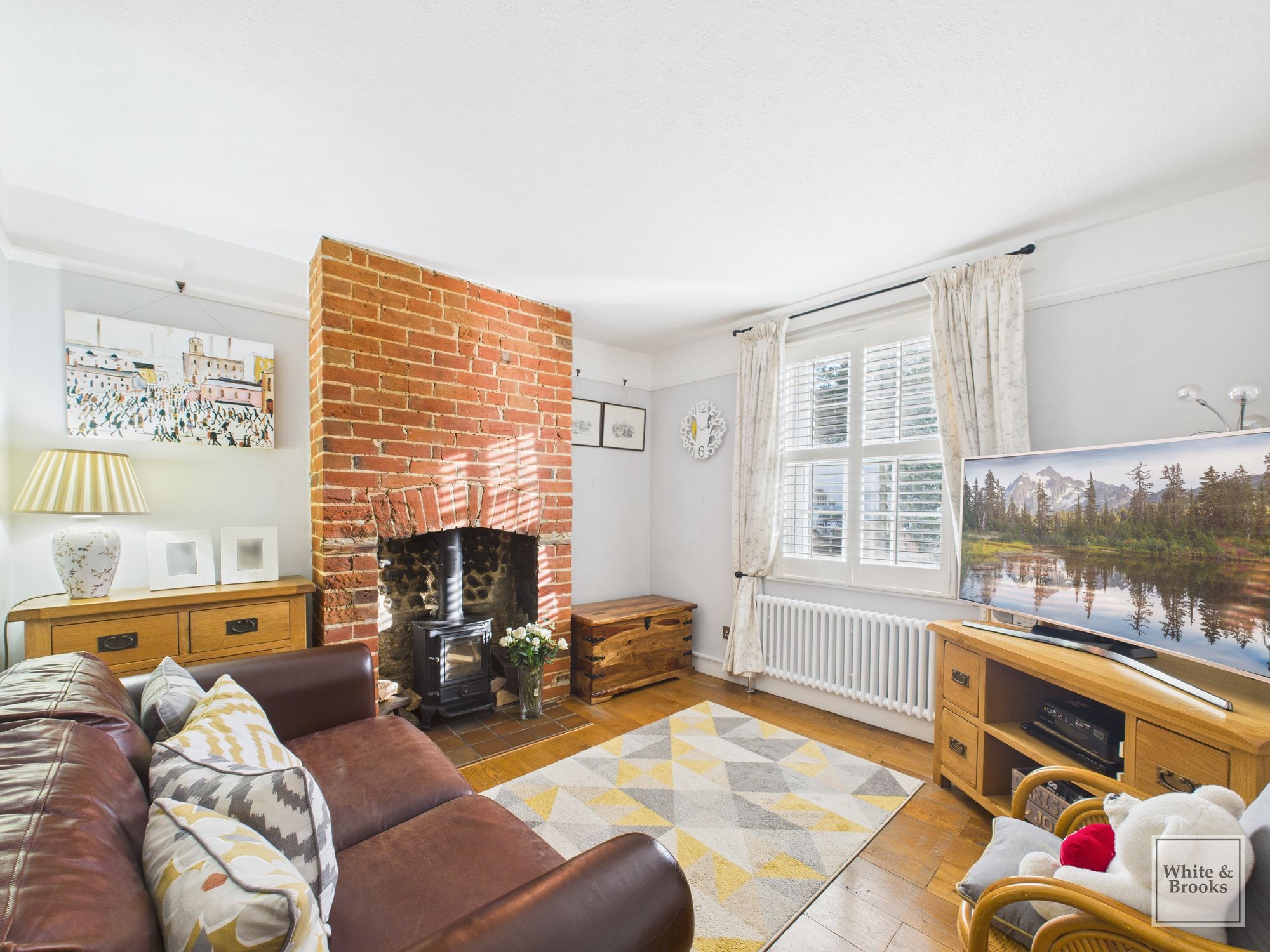 3 bed mid-terraced house for sale in Orchard Street, Chichester, PO19  - Property Image 2