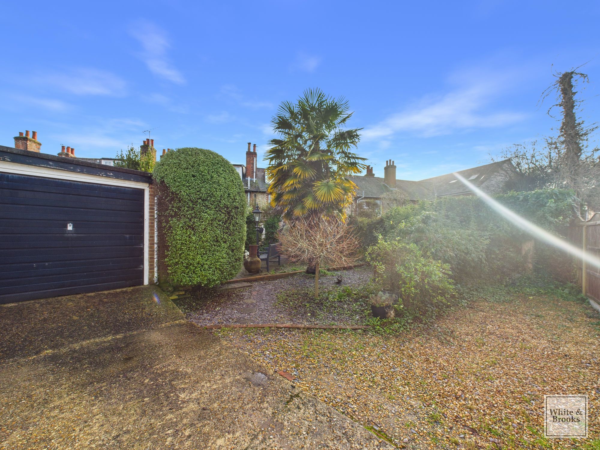 3 bed mid-terraced house for sale in Orchard Street, Chichester, PO19 25