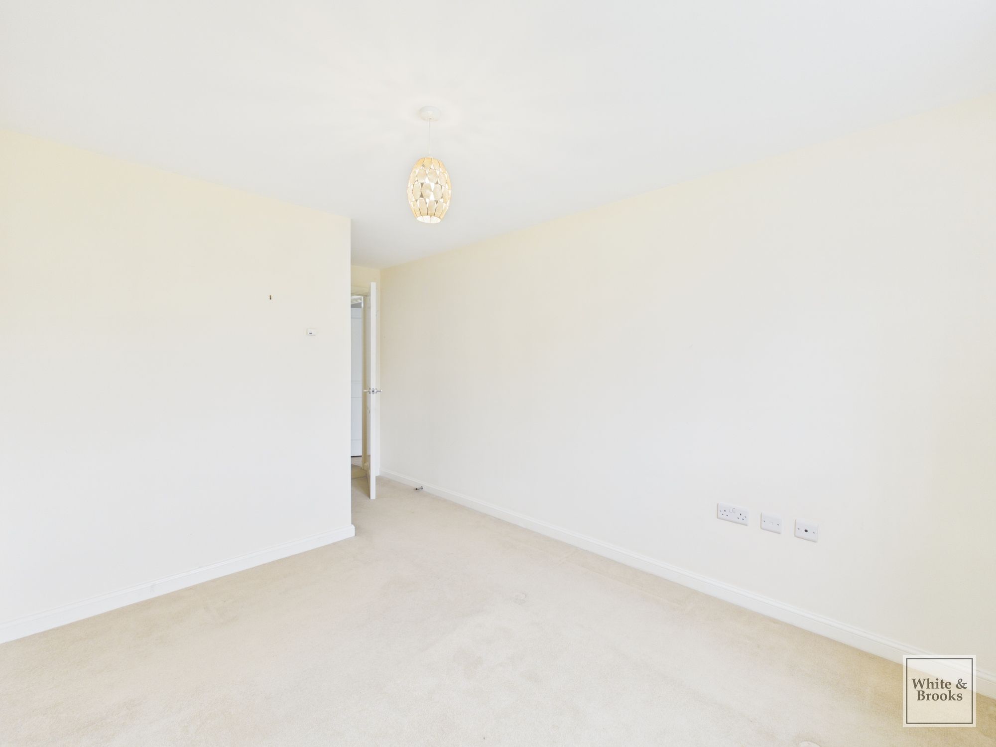 2 bed flat for sale in Broom Field Way, Felpham, PO22  - Property Image 4