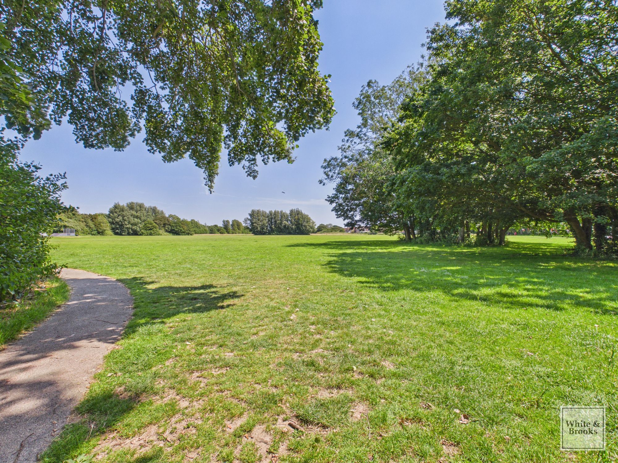 2 bed end of terrace house for sale in Pulborough Way, Bognor Regis, PO22 17