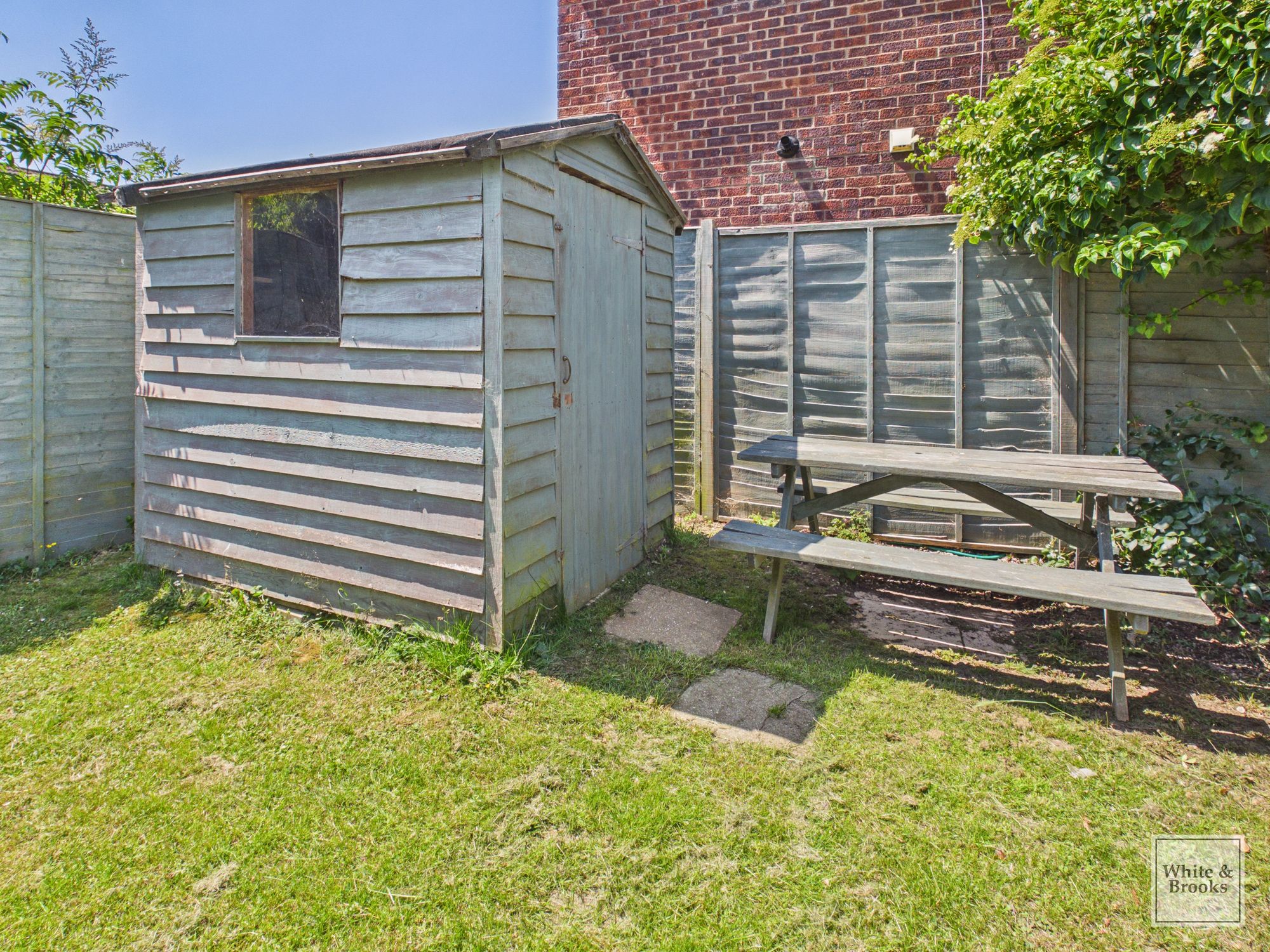2 bed end of terrace house for sale in Pulborough Way, Bognor Regis, PO22 18