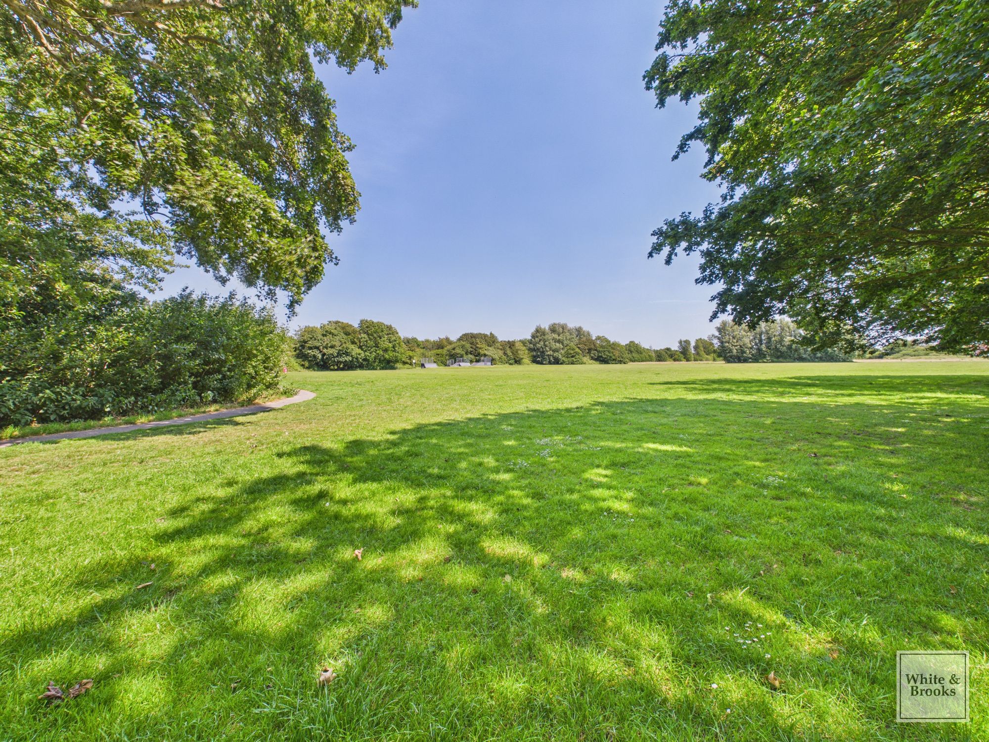 2 bed end of terrace house for sale in Pulborough Way, Bognor Regis, PO22 19