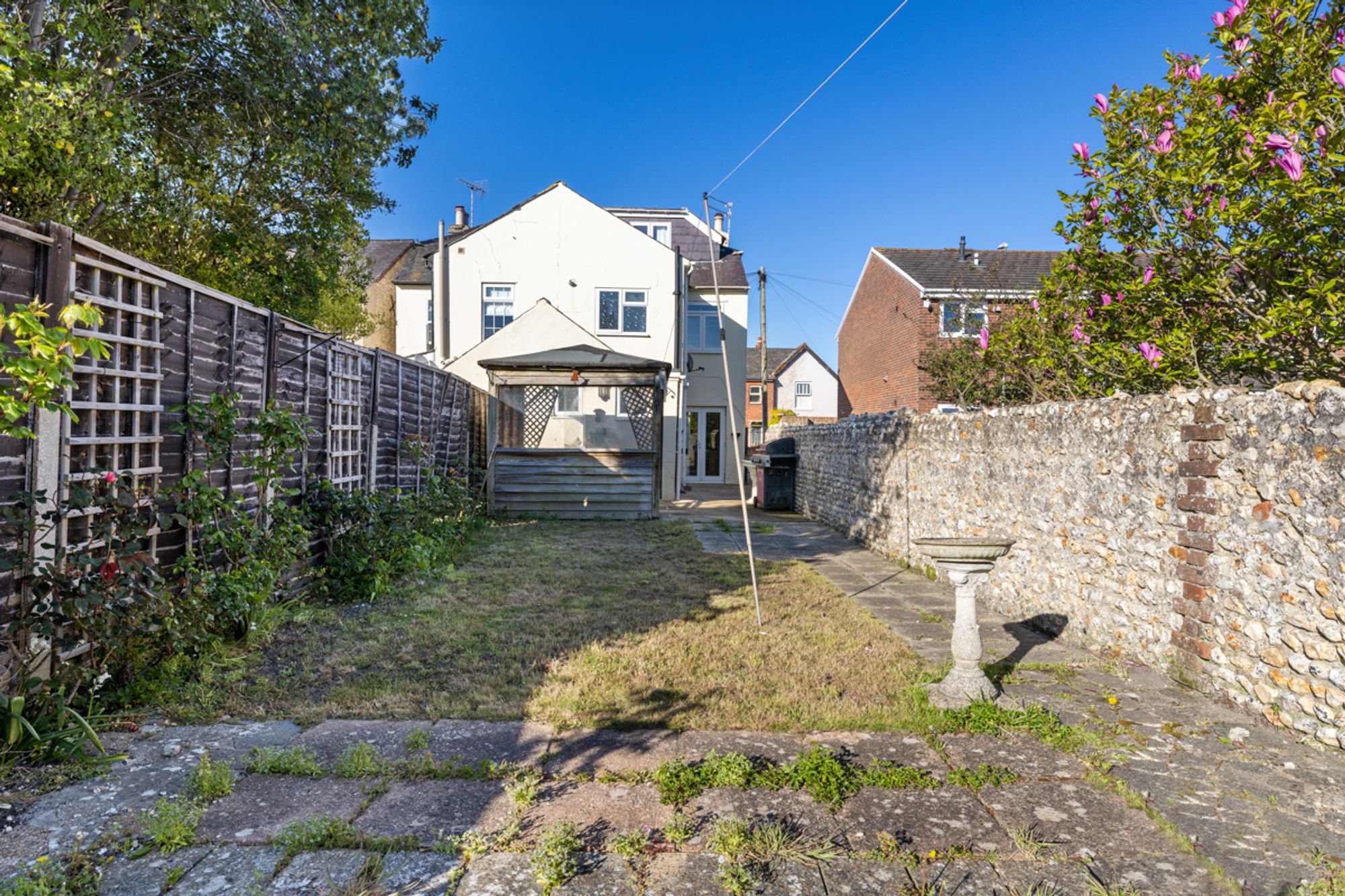 3 bed semi-detached house for sale in Bognor Road, Chichester, PO19  - Property Image 4