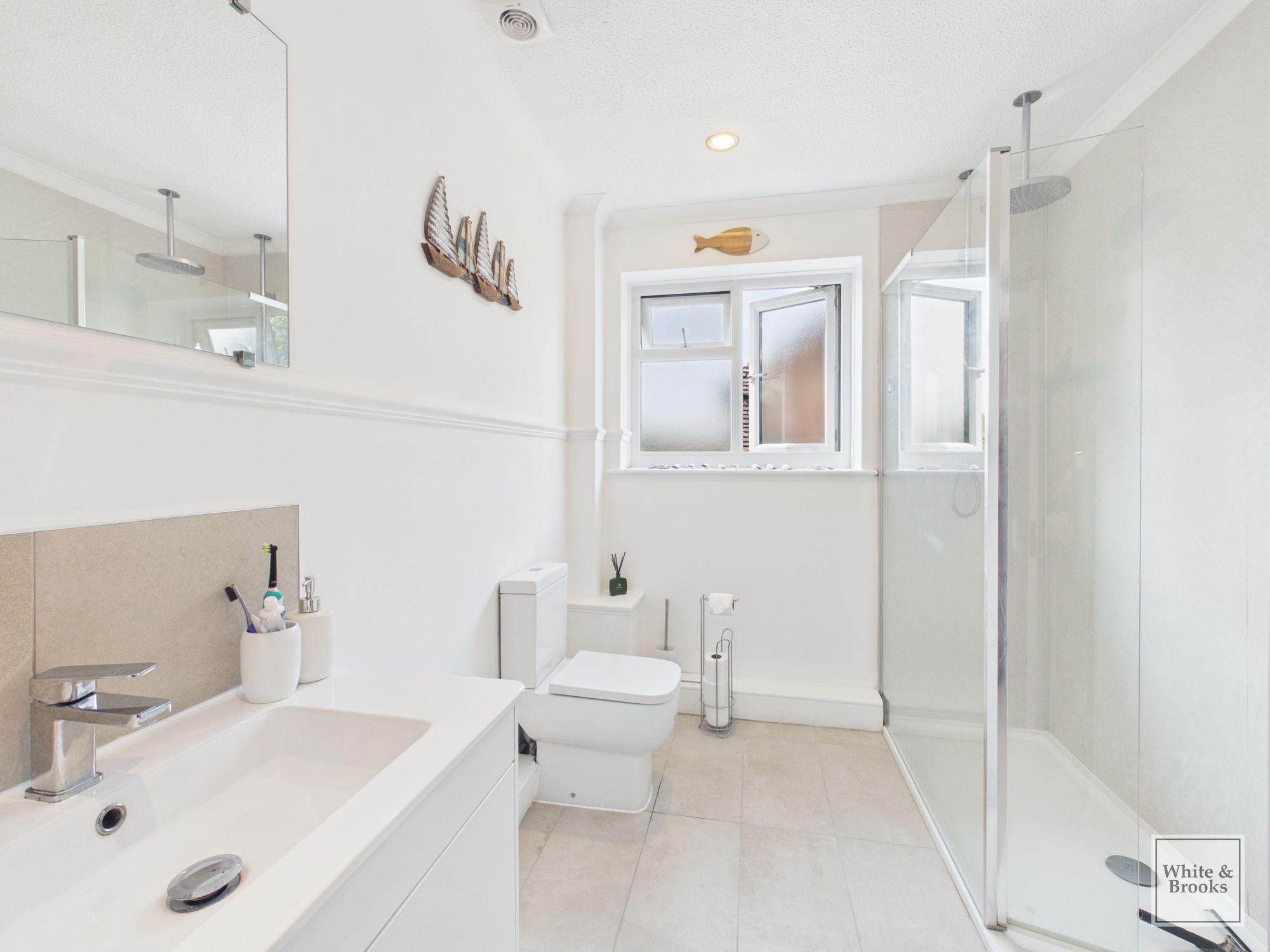 4 bed detached house for sale in Chichester Road, Bognor Regis, PO21 20