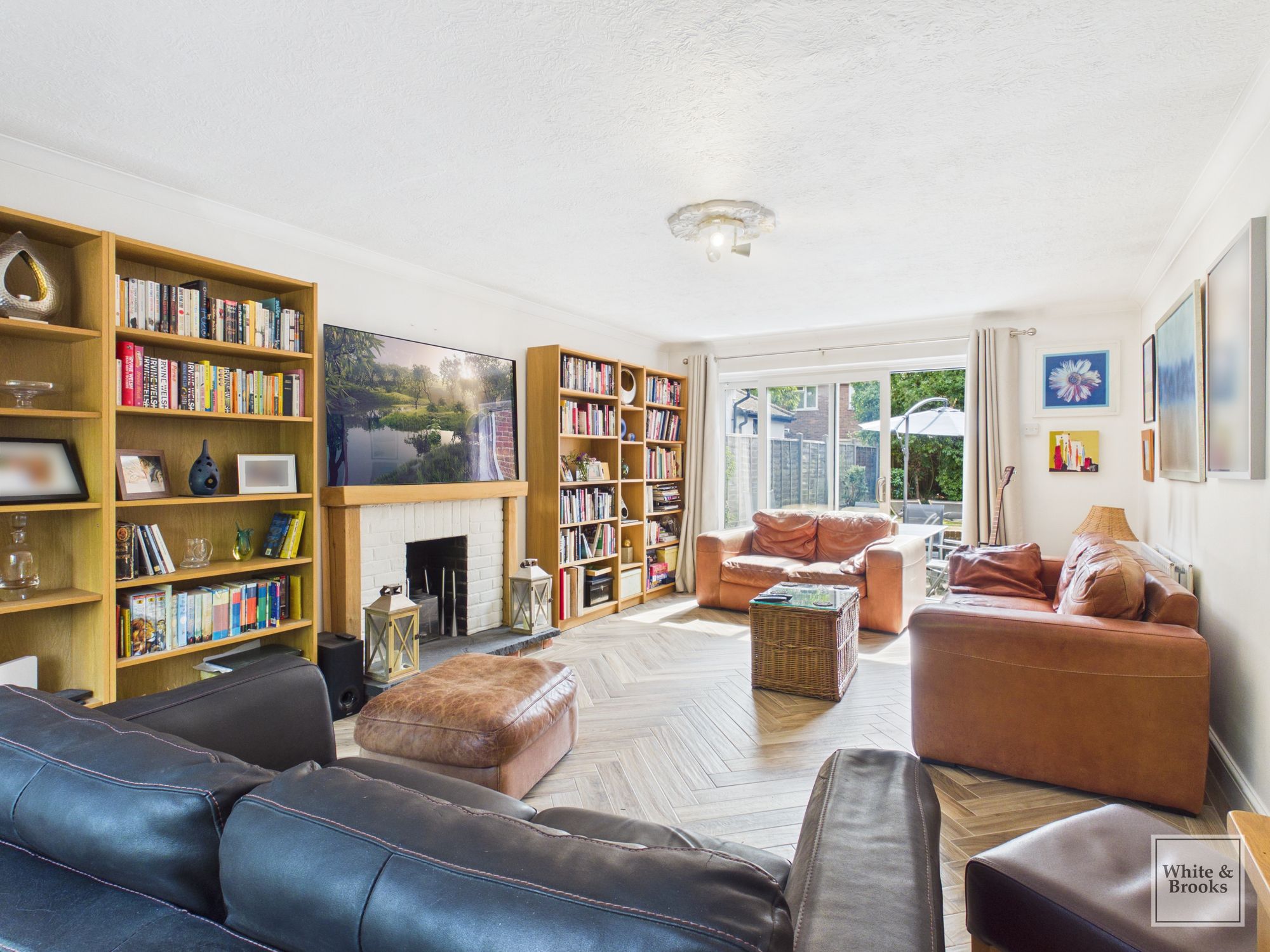 4 bed detached house for sale in Chichester Road, Bognor Regis, PO21  - Property Image 2