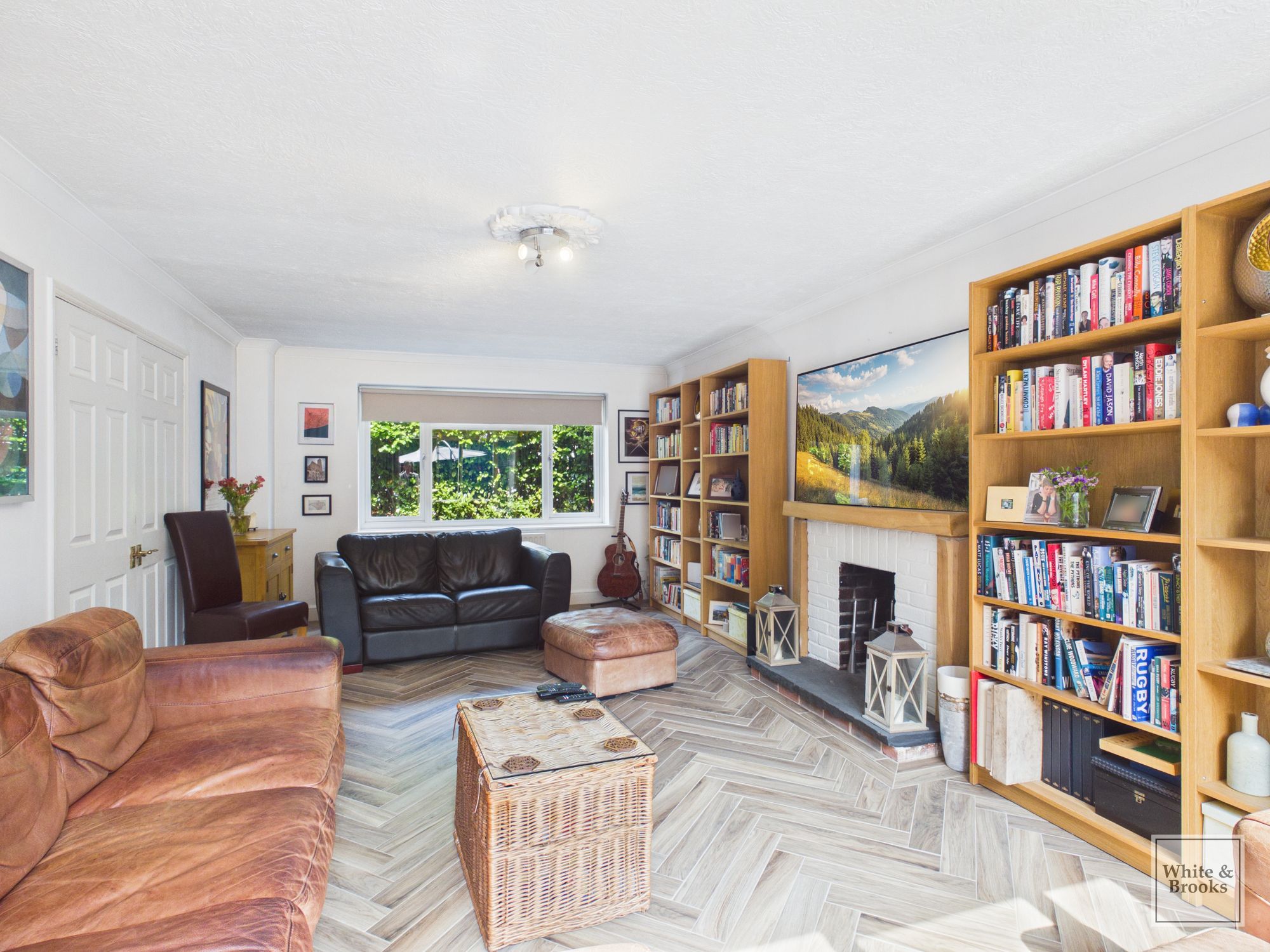 4 bed detached house for sale in Chichester Road, Bognor Regis, PO21 6