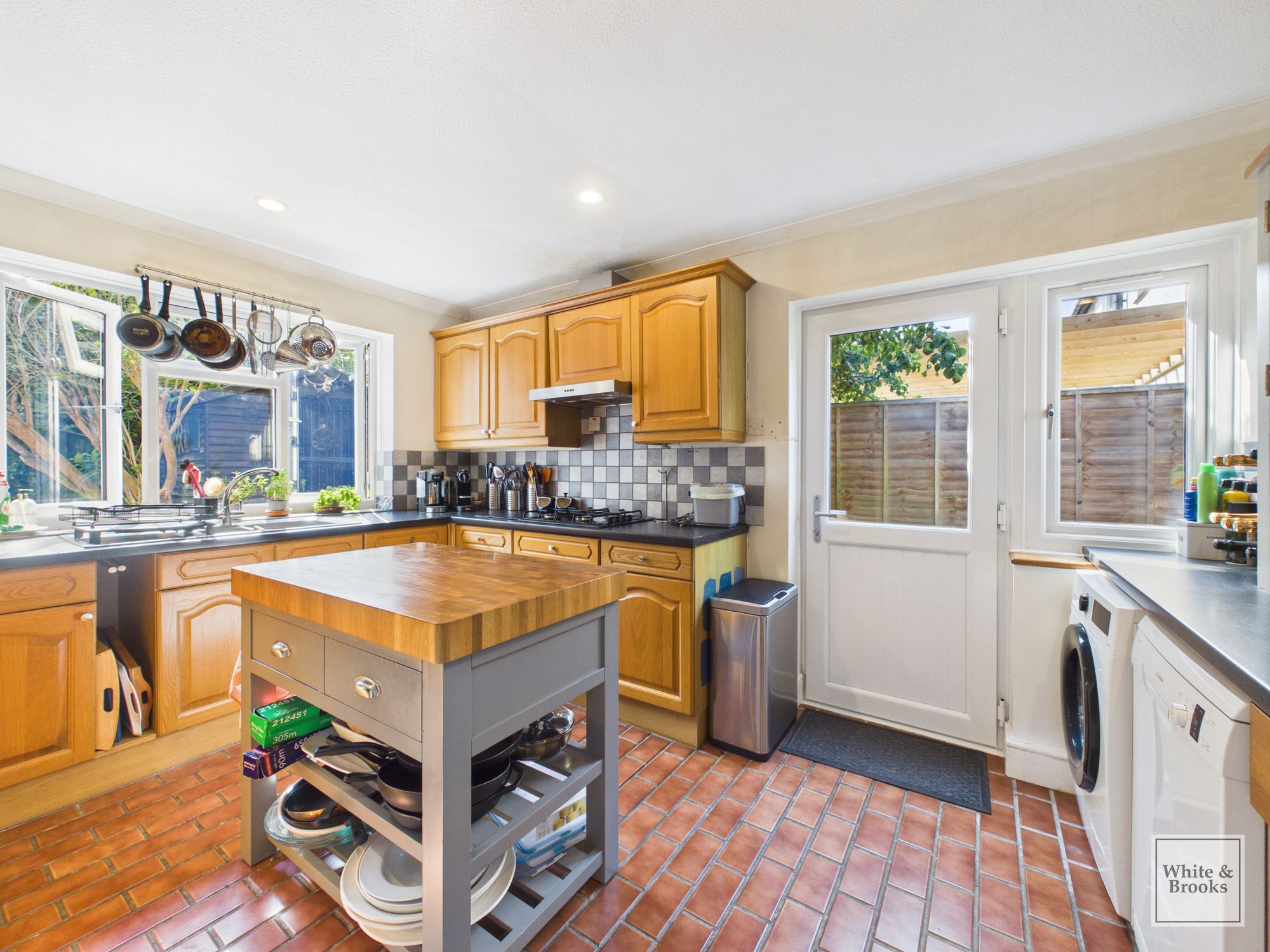 4 bed detached house for sale in Chichester Road, Bognor Regis, PO21 7