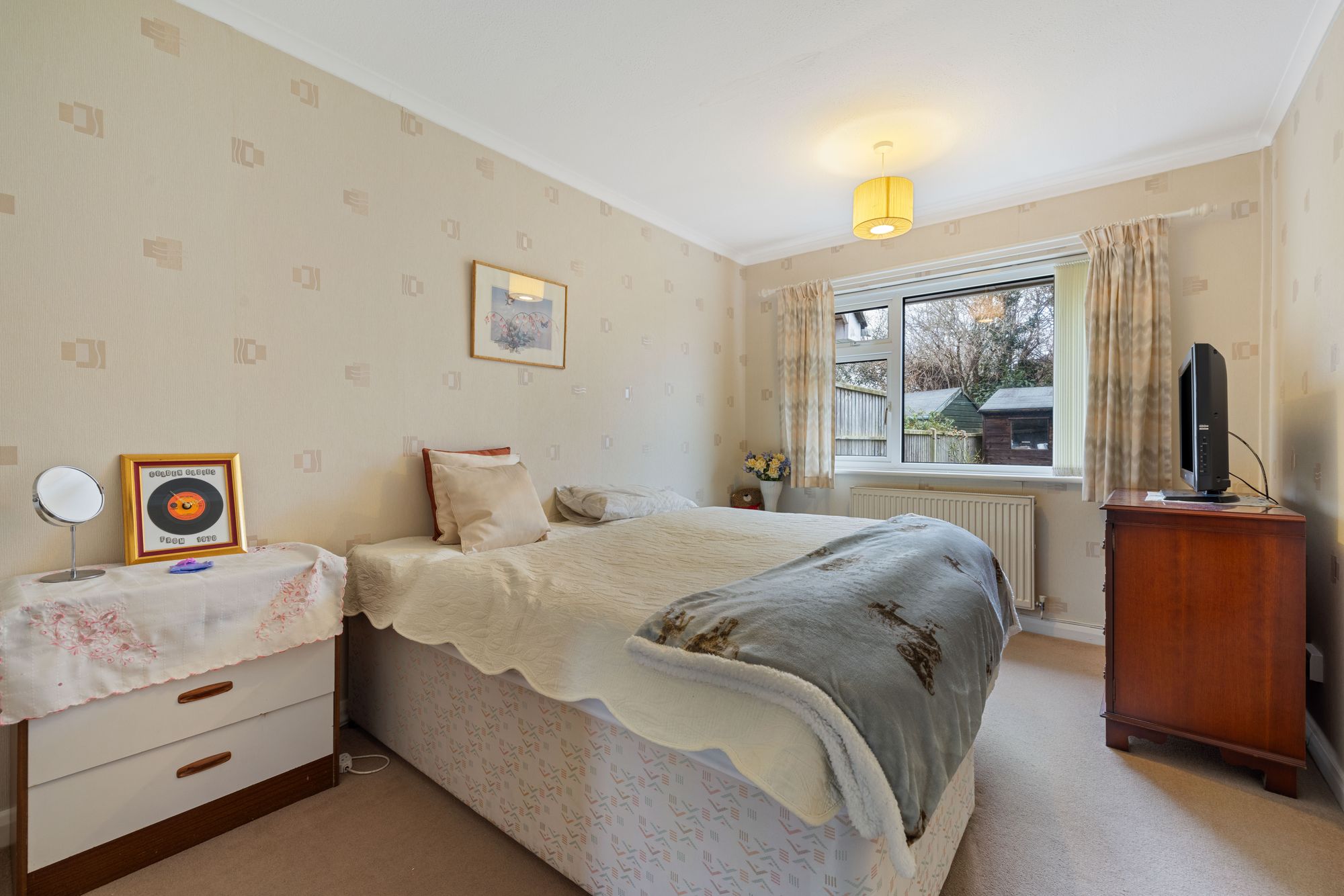 2 bed chalet for sale in Elbridge Crescent, Bognor Regis, PO21 4