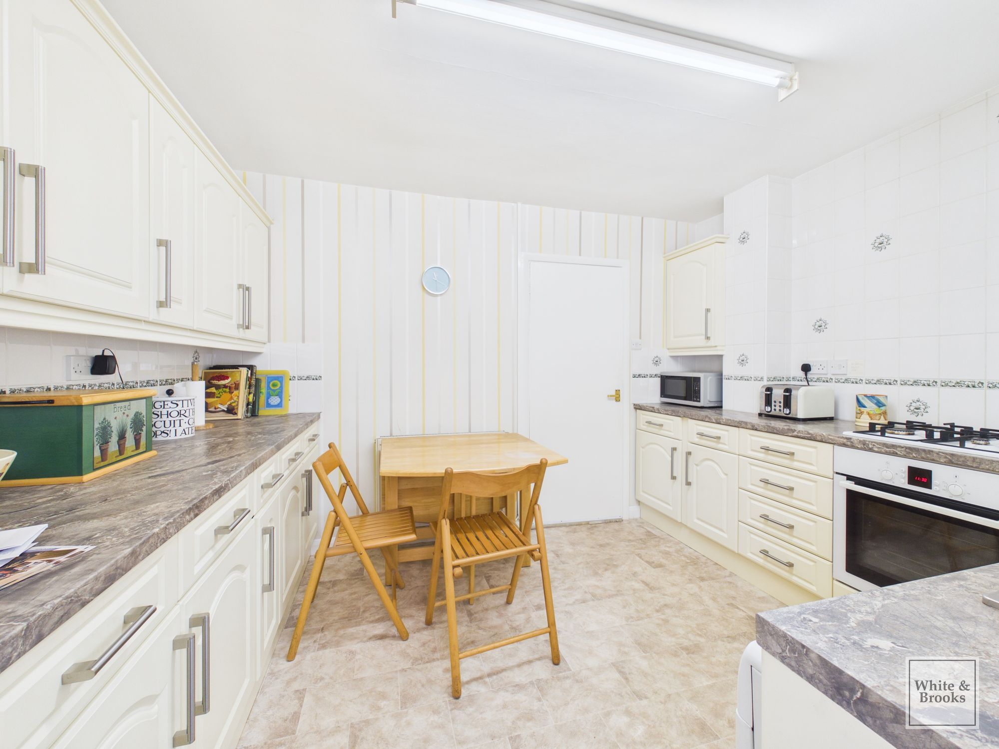 2 bed chalet for sale in Elbridge Crescent, Bognor Regis, PO21 10