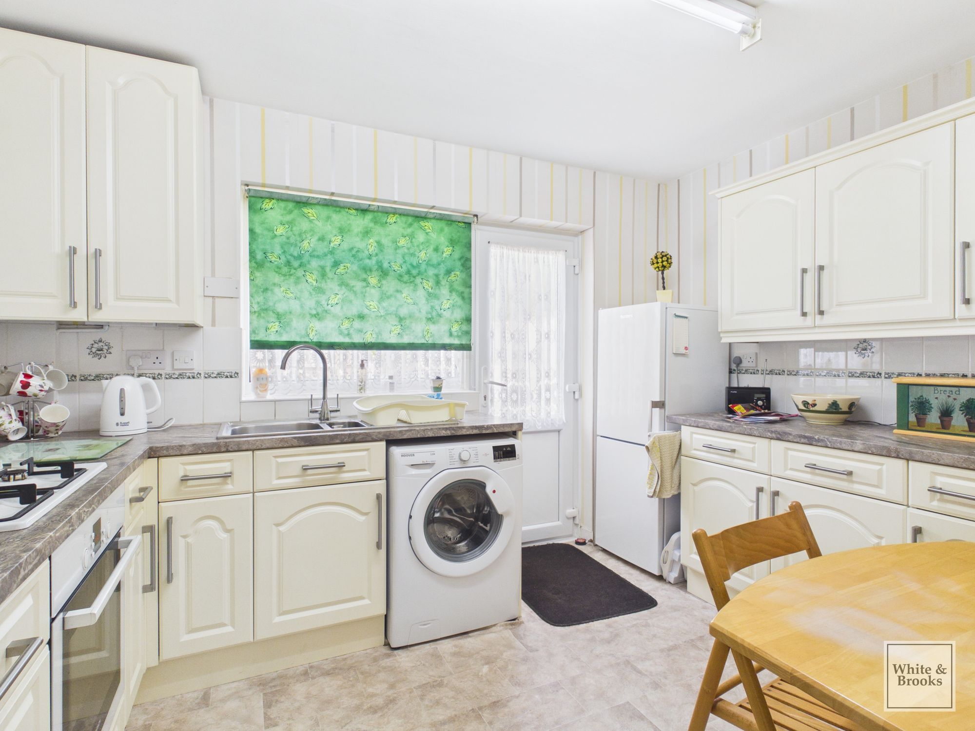2 bed chalet for sale in Elbridge Crescent, Bognor Regis, PO21 2