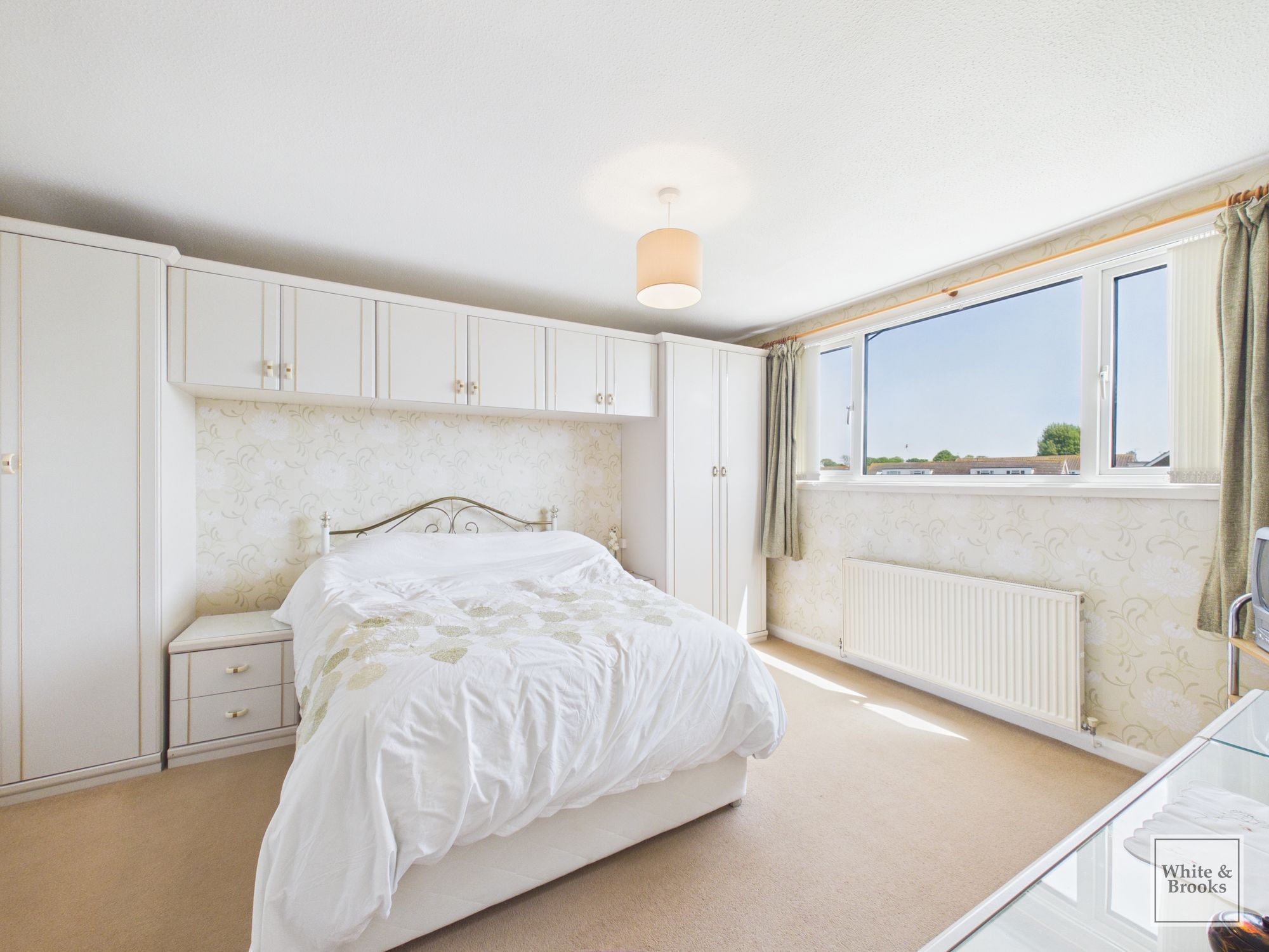 2 bed chalet for sale in Elbridge Crescent, Bognor Regis, PO21  - Property Image 4