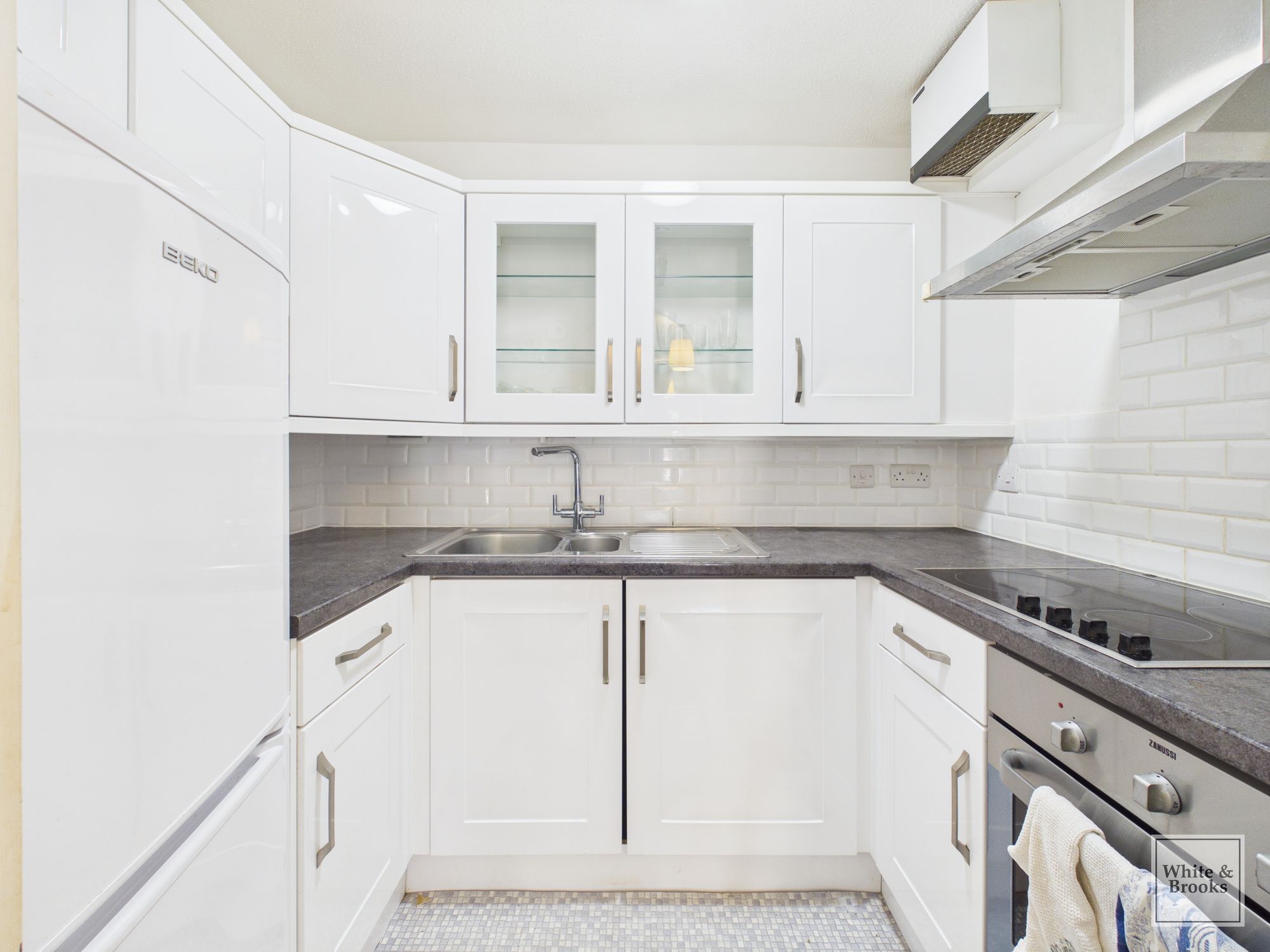 1 bed retirement property for sale in St. Cyriacs, Rose Court St. Cyriacs, PO19 1