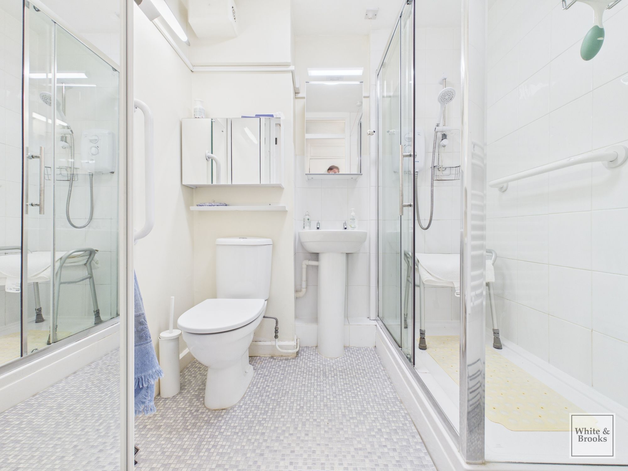 1 bed retirement property for sale in St. Cyriacs, Rose Court St. Cyriacs, PO19 7