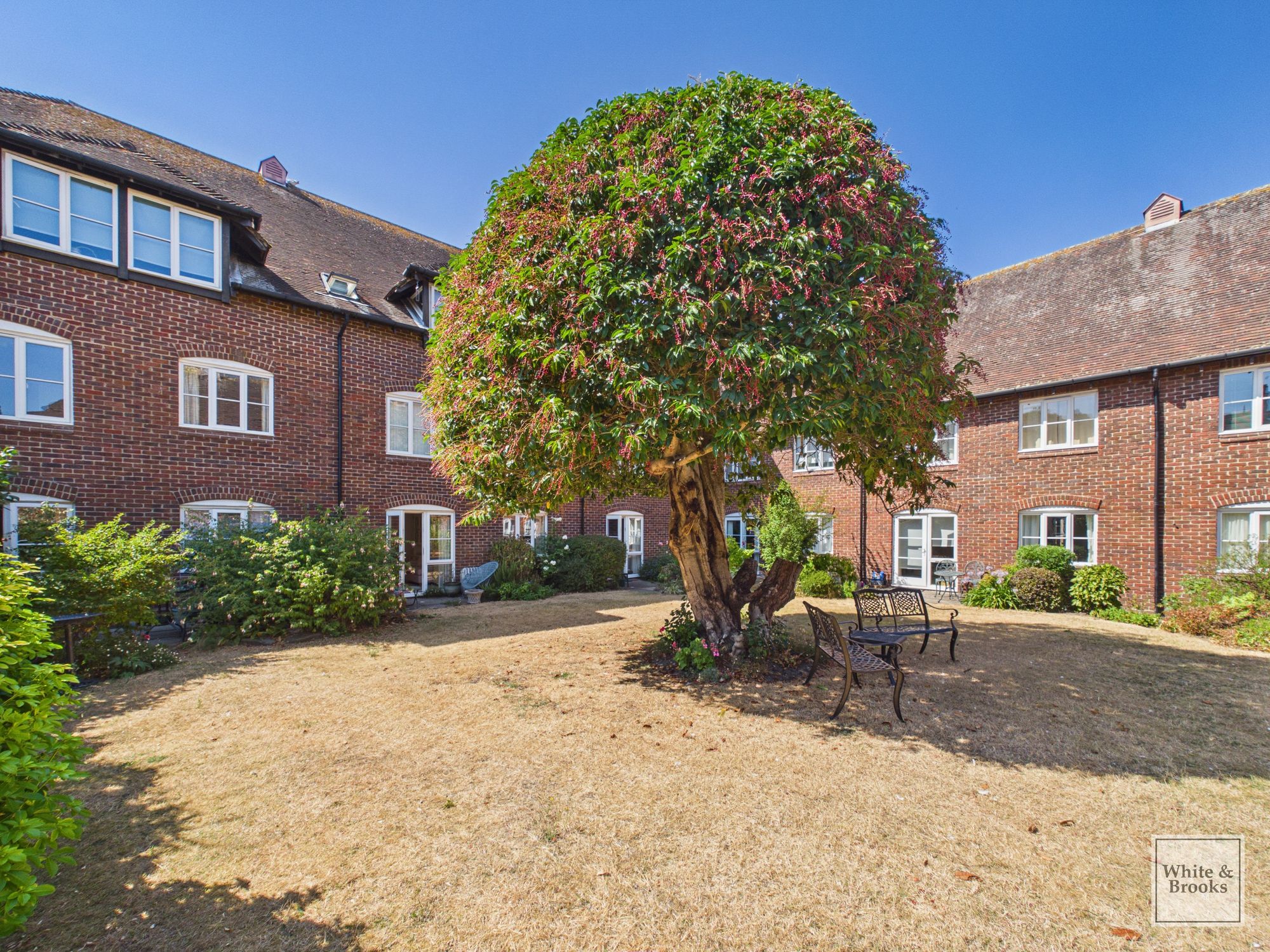 1 bed retirement property for sale in St. Cyriacs, Rose Court St. Cyriacs, PO19 12