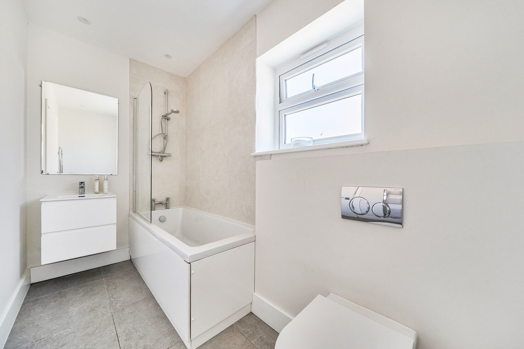5 bed detached house for sale in Willowbed Drive, Chichester, PO19 14