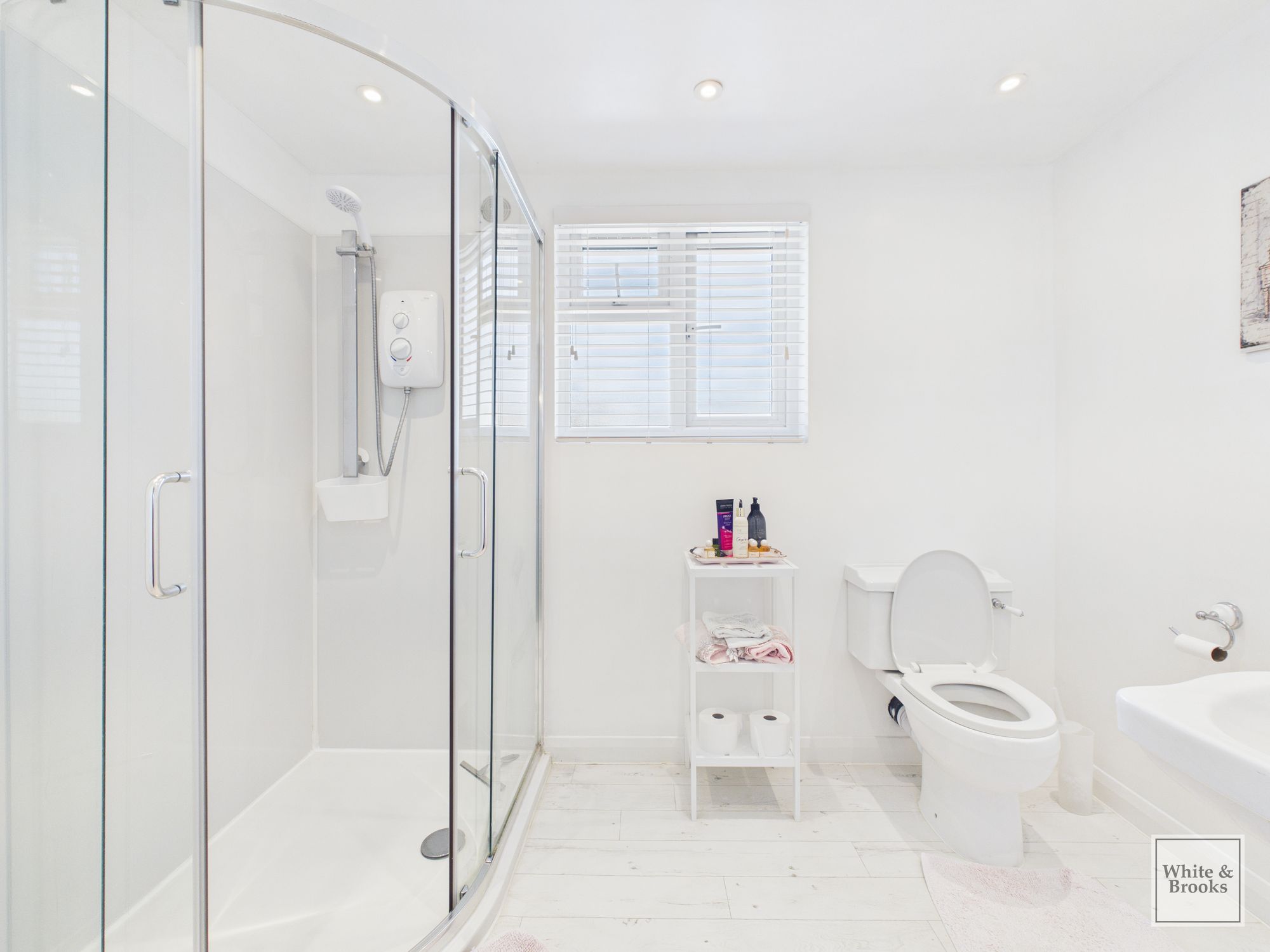 4 bed chalet for sale in Rife Way, Felpham, PO22 11