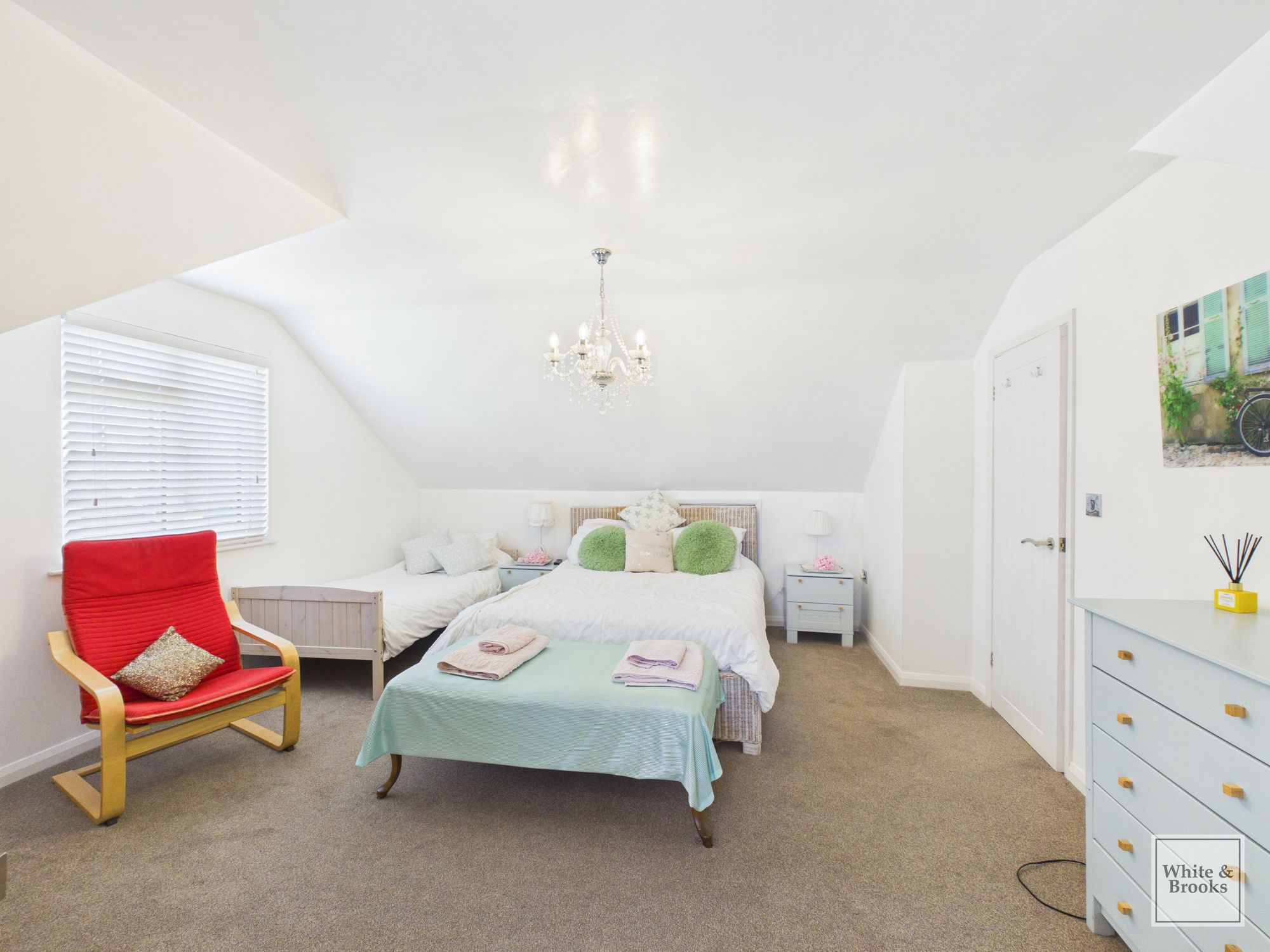 4 bed chalet for sale in Rife Way, Felpham, PO22 4