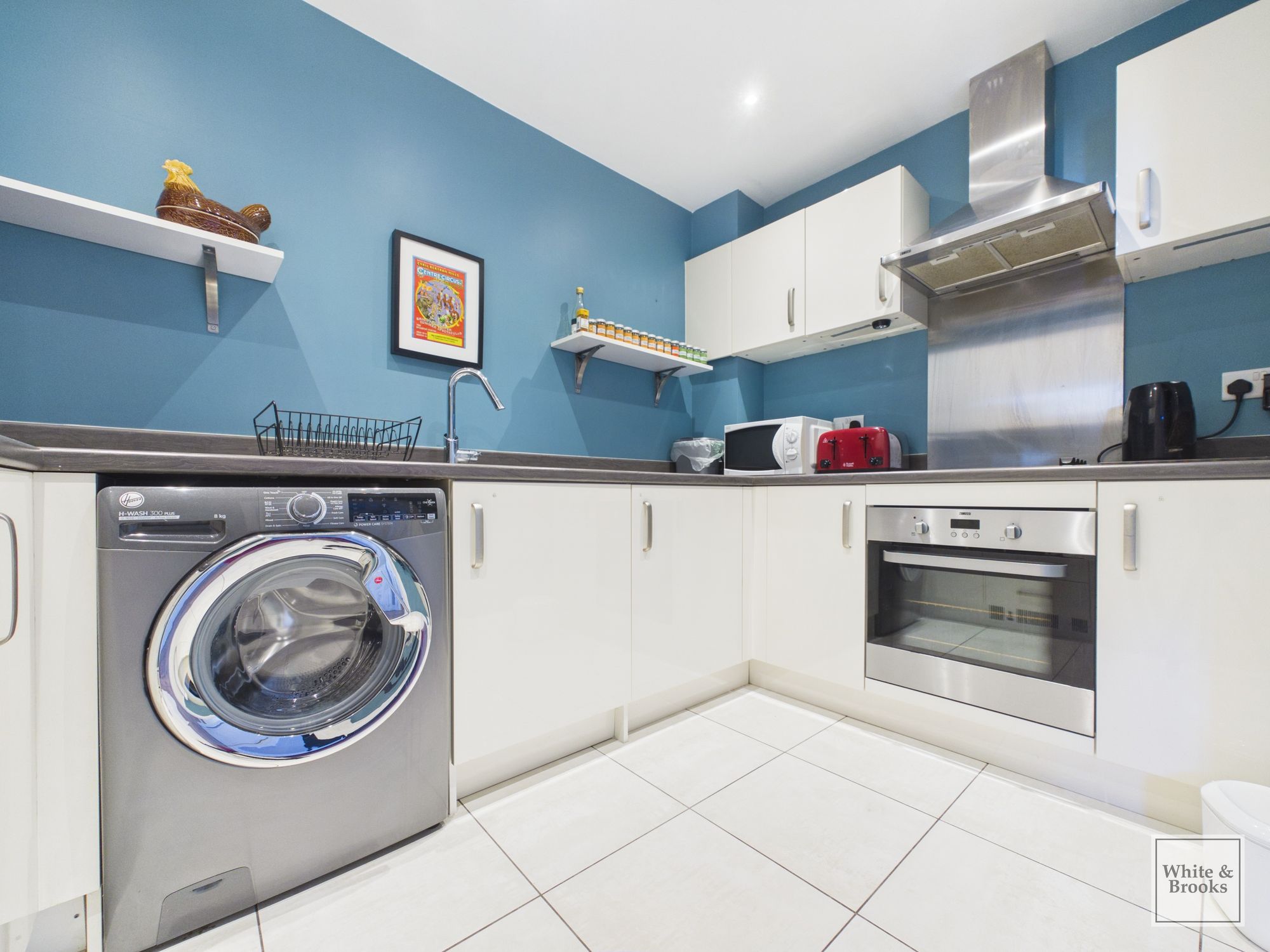3 bed semi-detached house for sale in Hangar Drive, Tangmere, PO20  - Property Image 2
