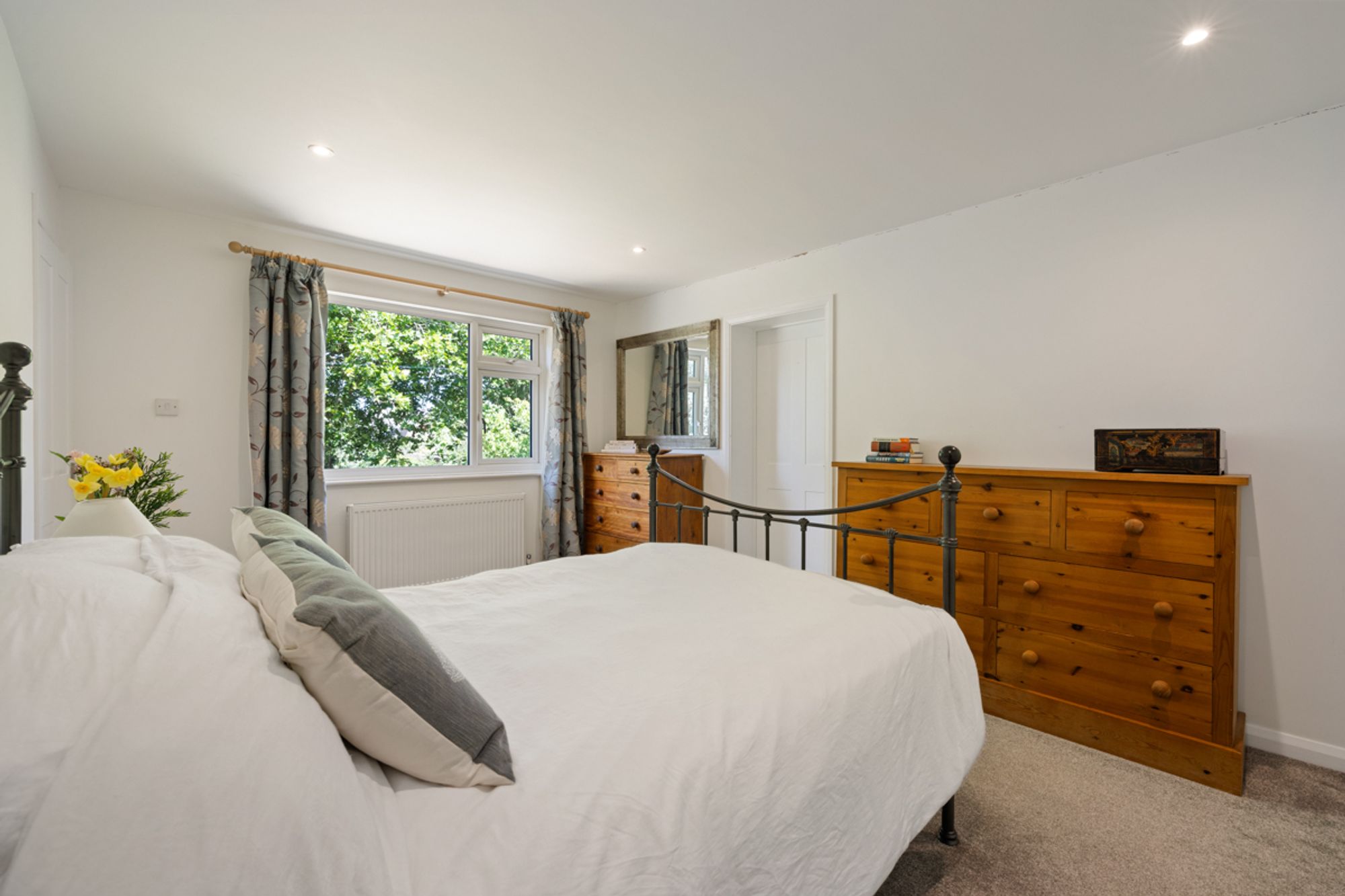 4 bed detached house for sale in Lincoln Green, Chichester, PO19 11