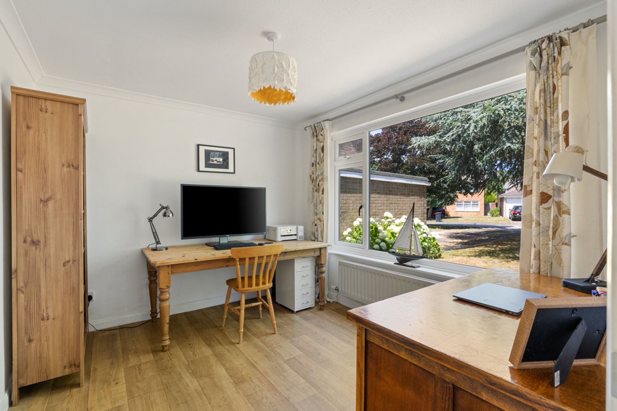 4 bed detached house for sale in Lincoln Green, Chichester, PO19  - Property Image 10