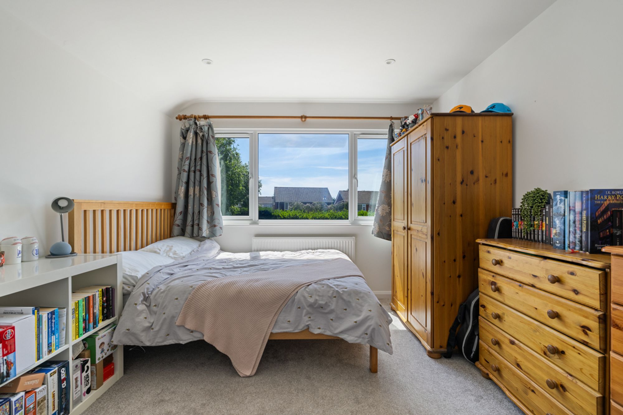 4 bed detached house for sale in Lincoln Green, Chichester, PO19 16