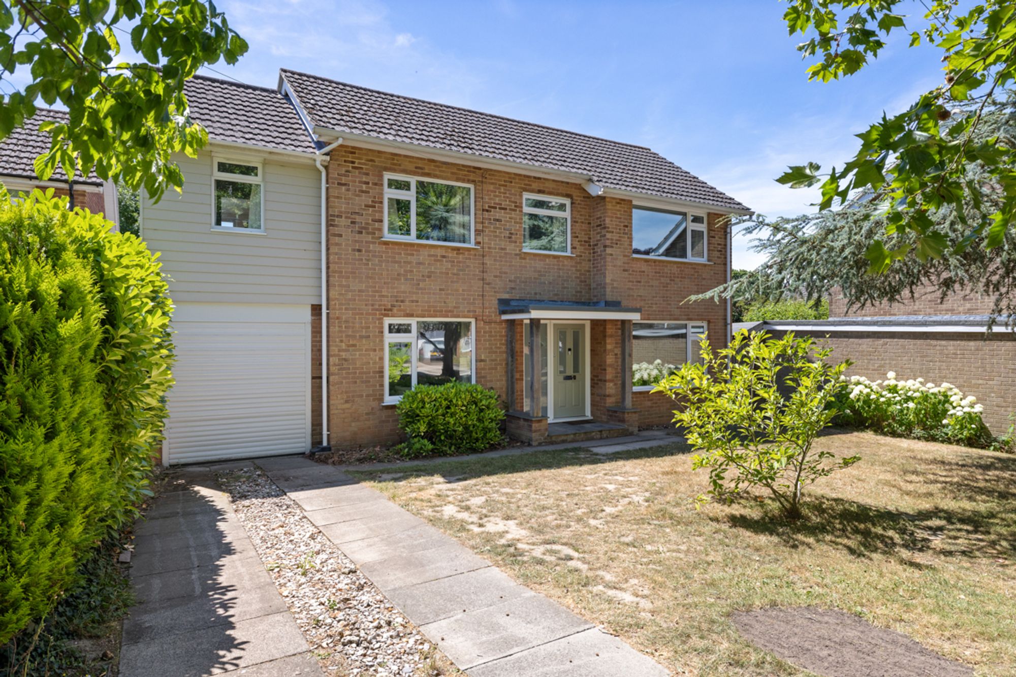 4 bed detached house for sale in Lincoln Green, Chichester, PO19 20