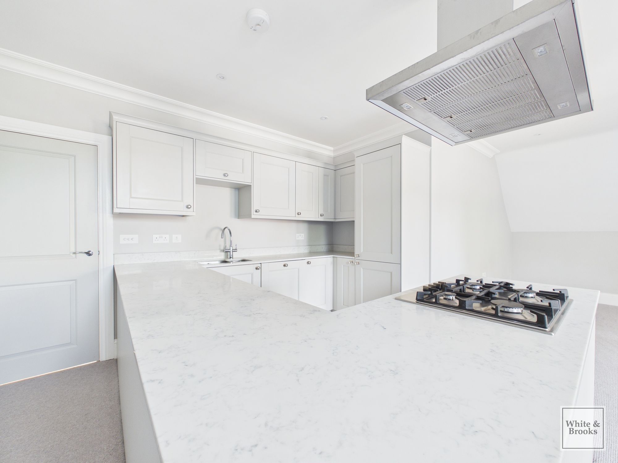 2 bed flat for sale in Lavant Road, Chichester, PO19  - Property Image 4