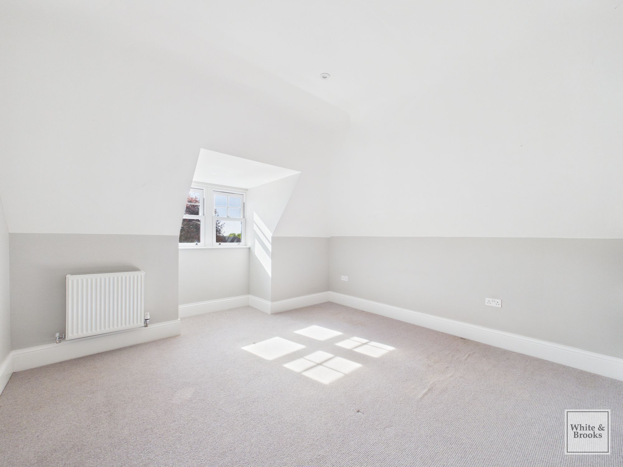 2 bed flat for sale in Lavant Road, Chichester, PO19 7