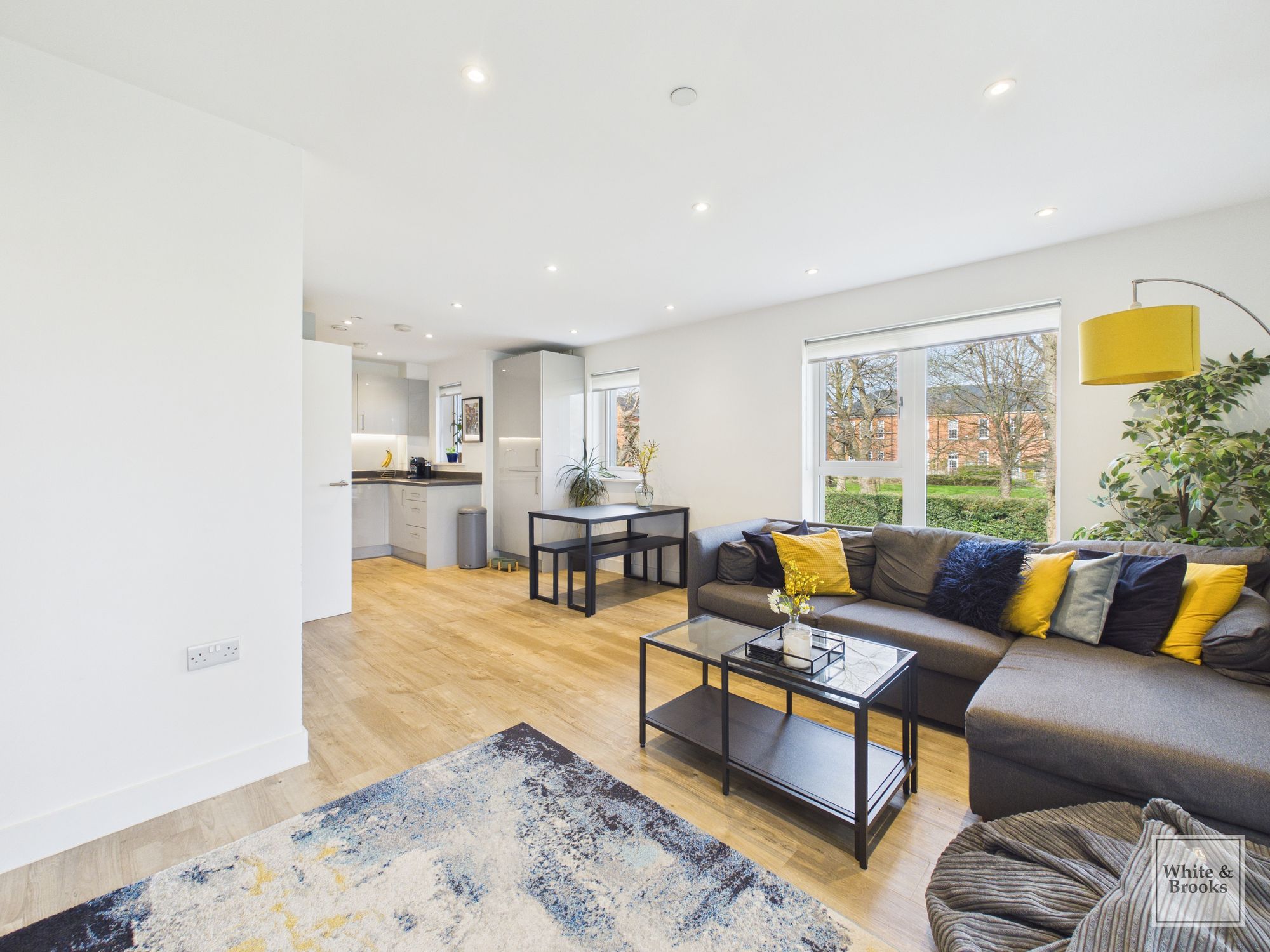 1 bed flat for sale in Anna Sewell Way, Chichester, PO19  - Property Image 5