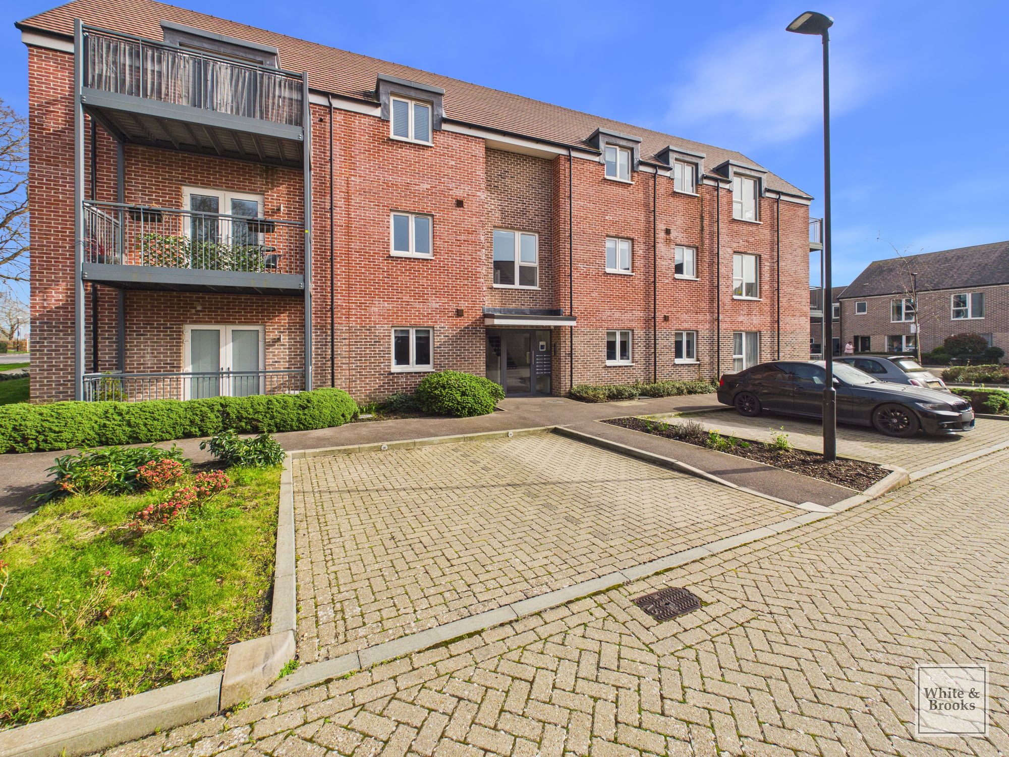1 bed flat for sale in Anna Sewell Way, Chichester, PO19 - Property Image 1