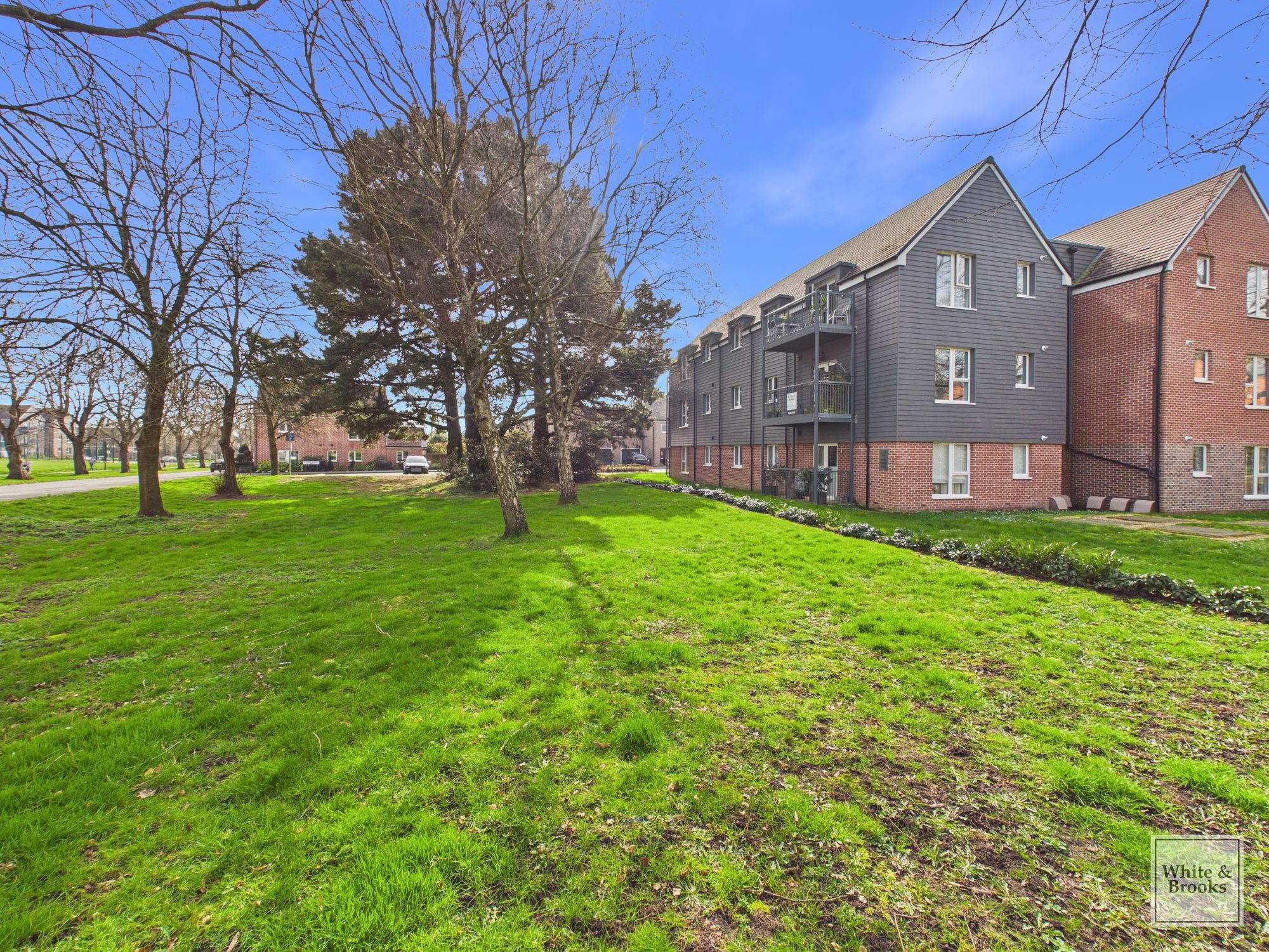 1 bed flat for sale in Anna Sewell Way, Chichester, PO19  - Property Image 14