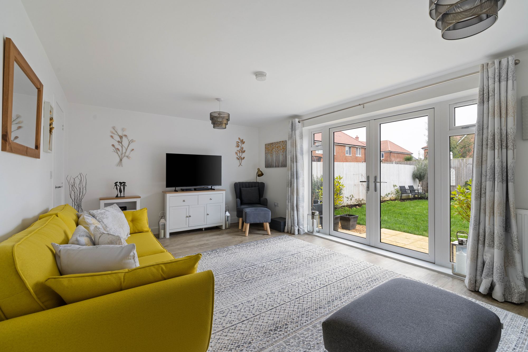 4 bed detached house for sale in Siskins Grove, Chichester, PO20 4