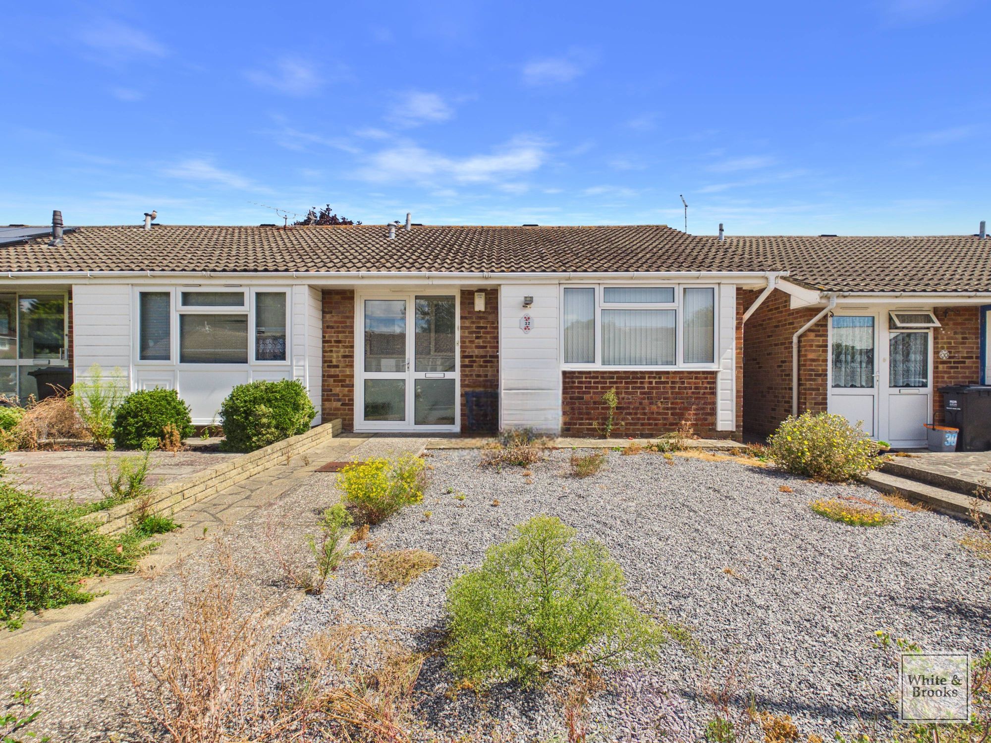 2 bed terraced bungalow for sale in Markfield, Bognor Regis, PO22 - Property Image 1