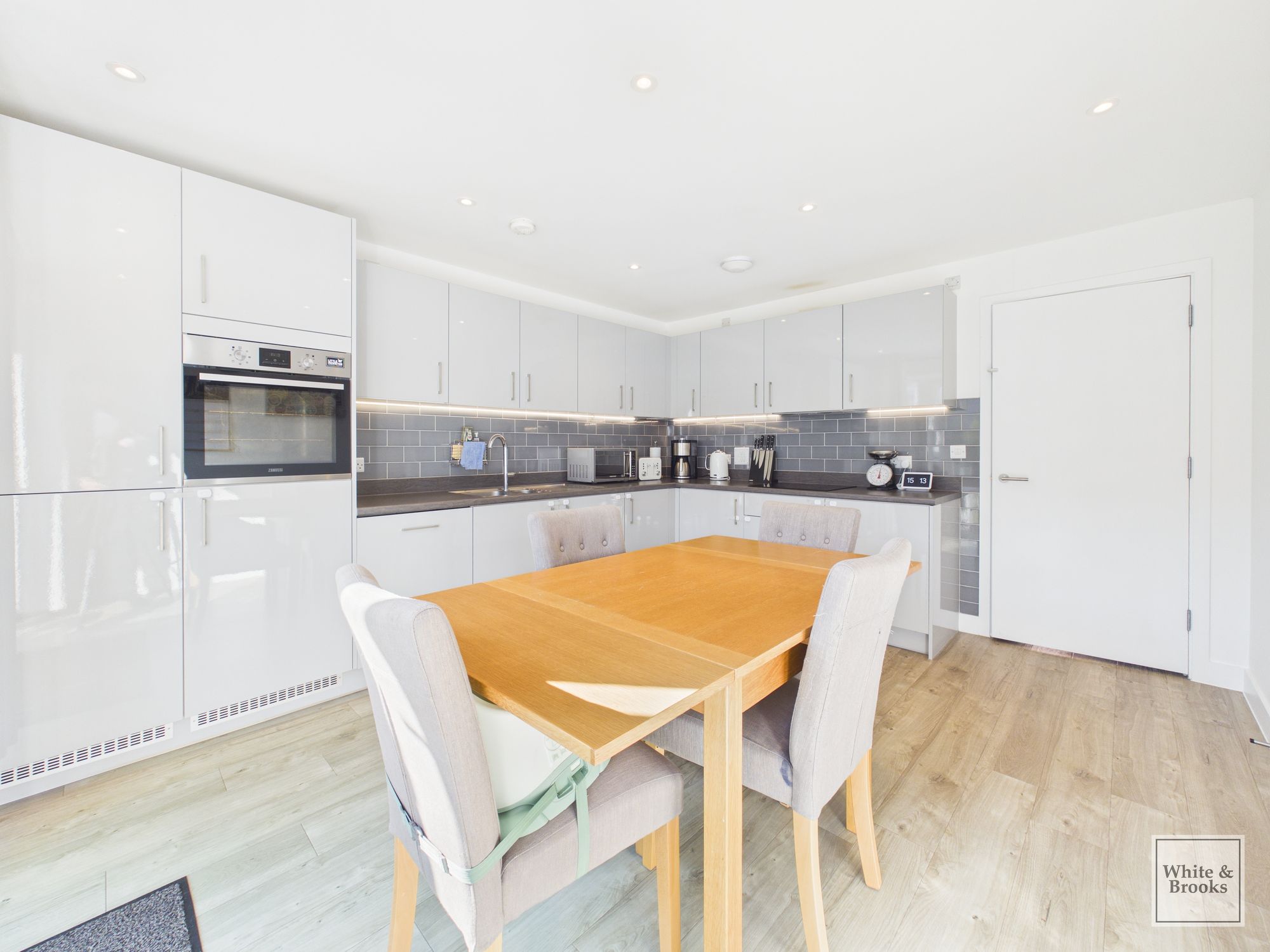 3 bed semi-detached house for sale in Anna Sewell Way, Chichester, PO19  - Property Image 6