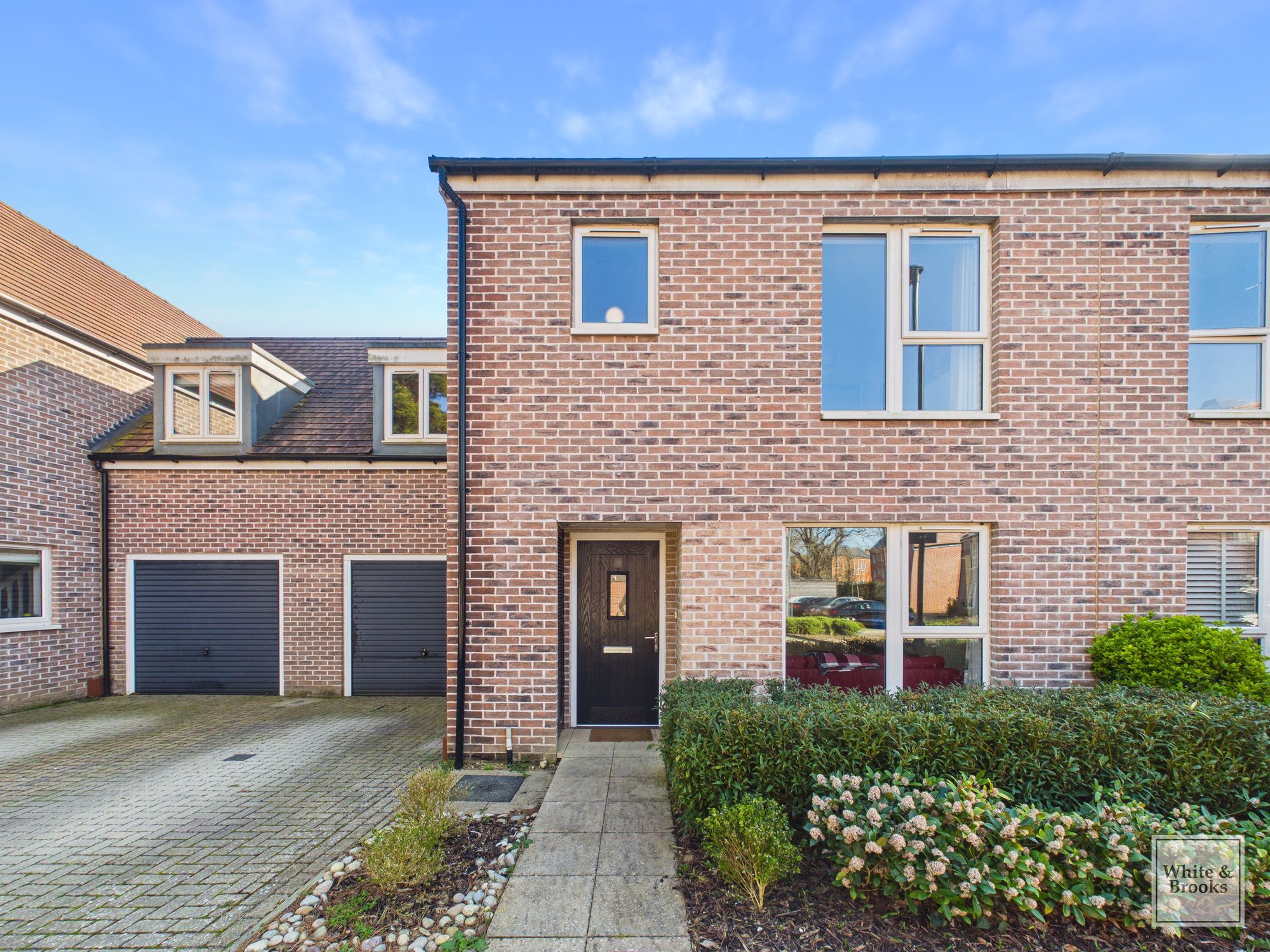 3 bed semi-detached house for sale in Anna Sewell Way, Chichester, PO19 - Property Image 1