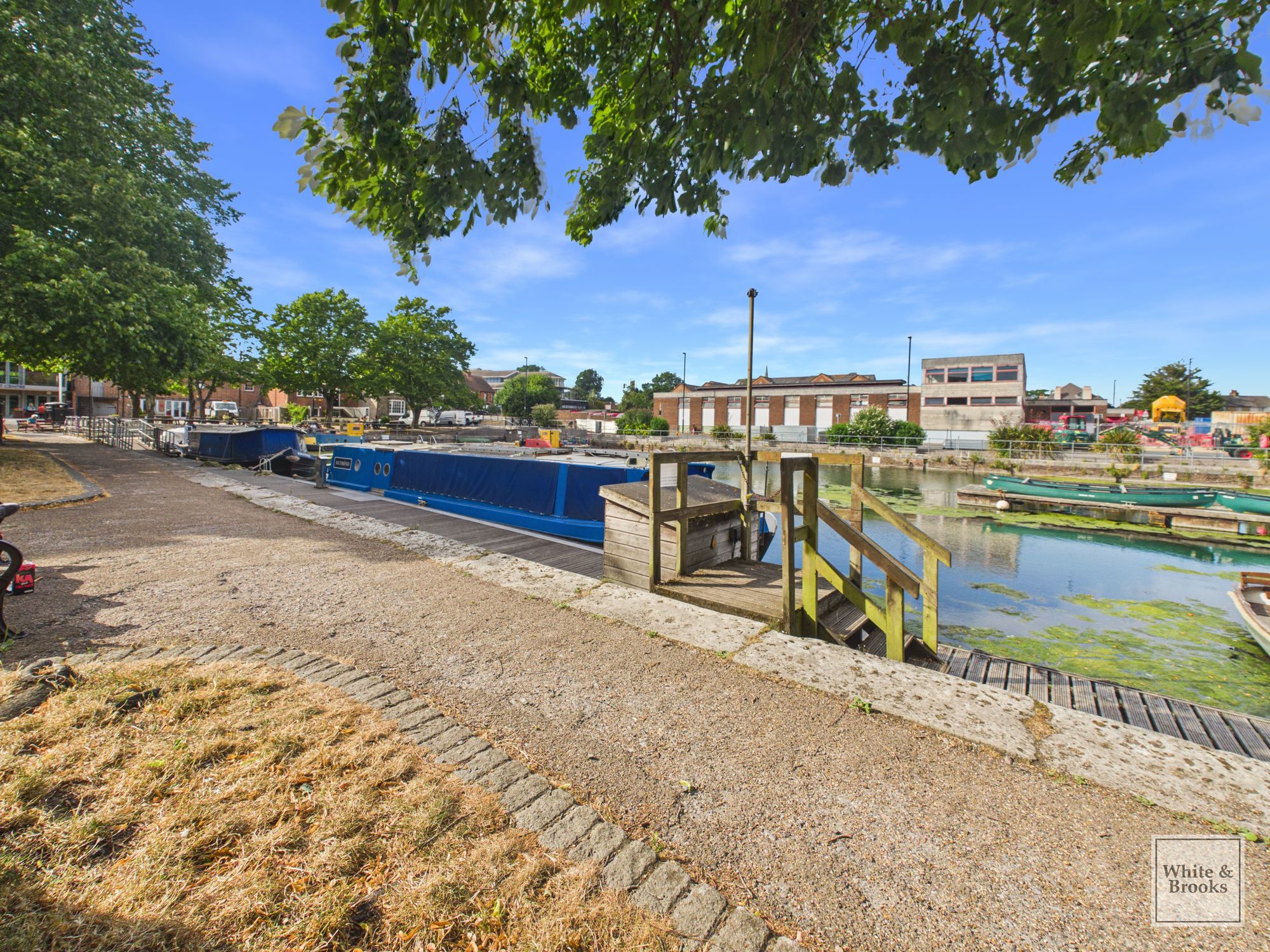 2 bed flat for sale in John Rennie Road, Chichester, PO19  - Property Image 13