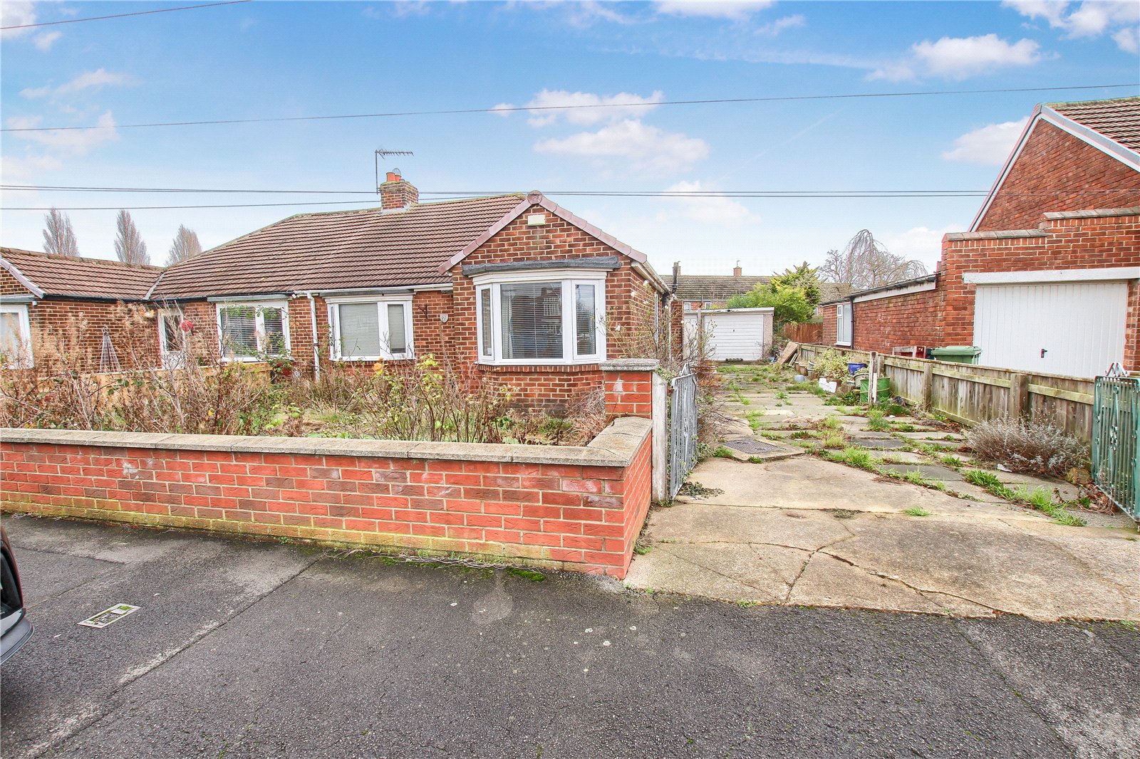 Glamis Road