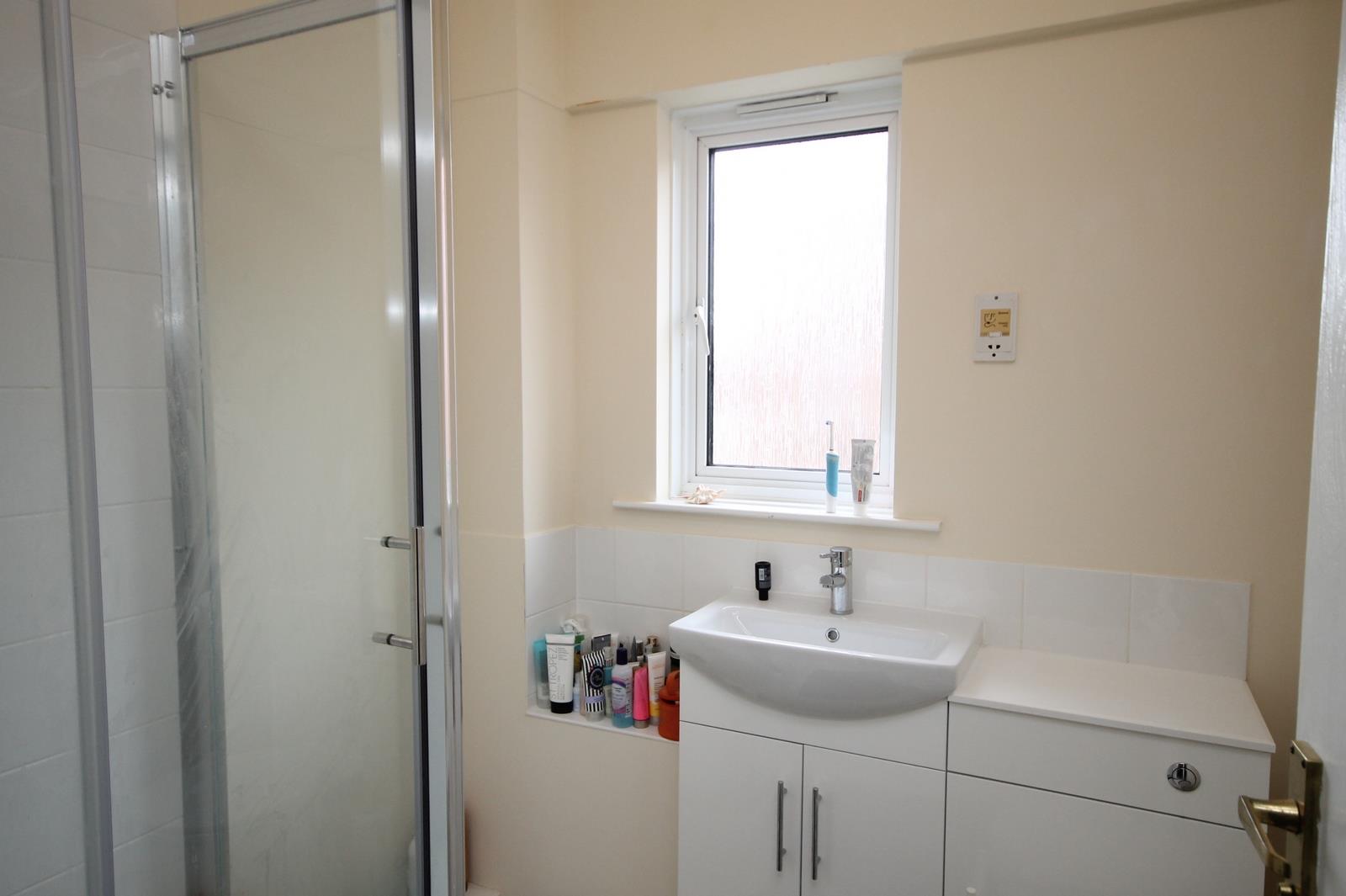 Studio flat to rent in Ferry Street, Bristol  - Property Image 2
