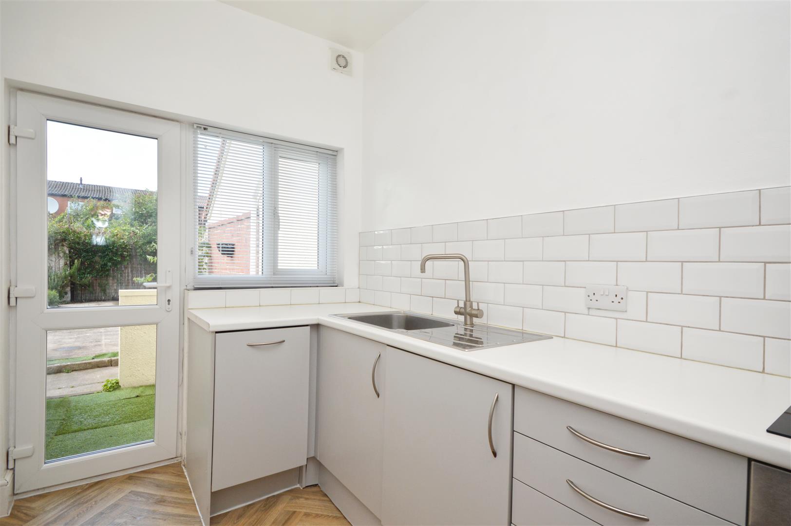 3 bed house to rent in Green Lane, Bristol 16