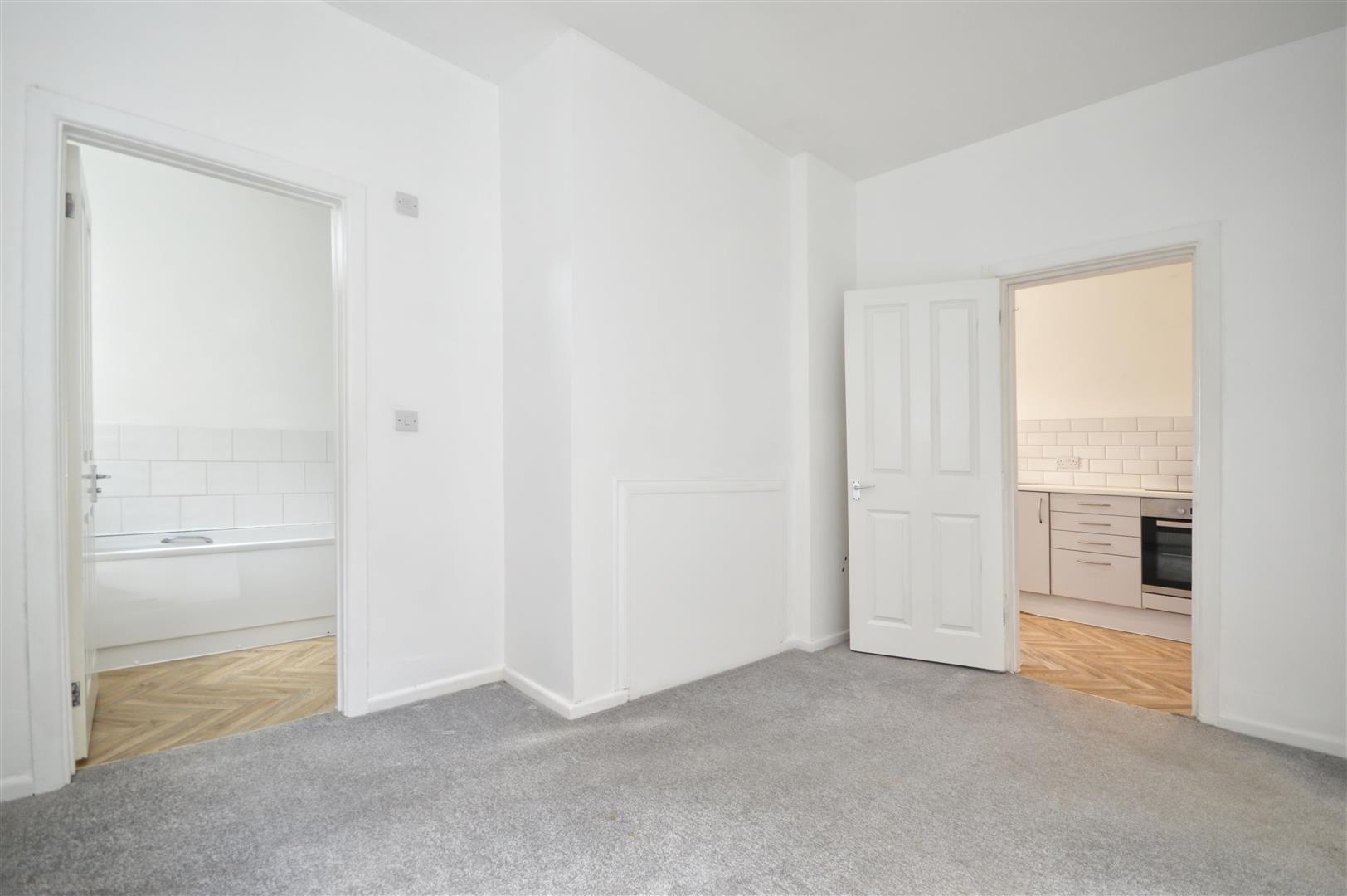 3 bed house to rent in Green Lane, Bristol 18