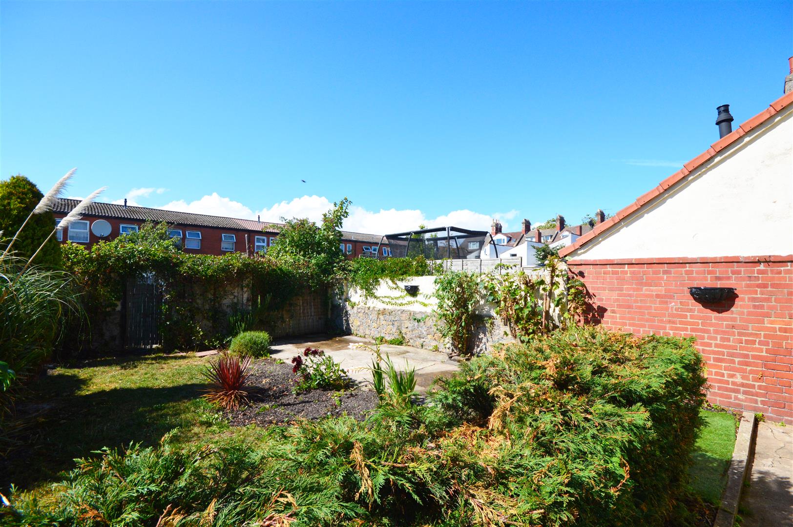 3 bed house to rent in Green Lane, Bristol 4