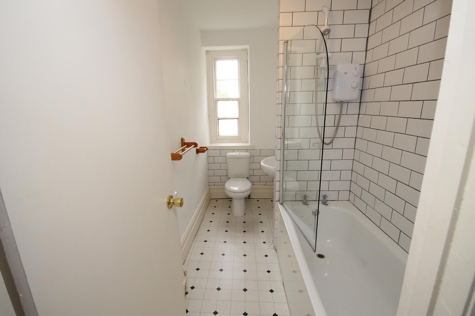 2 bed flat to rent in Chertsey Road, Bristol  - Property Image 7