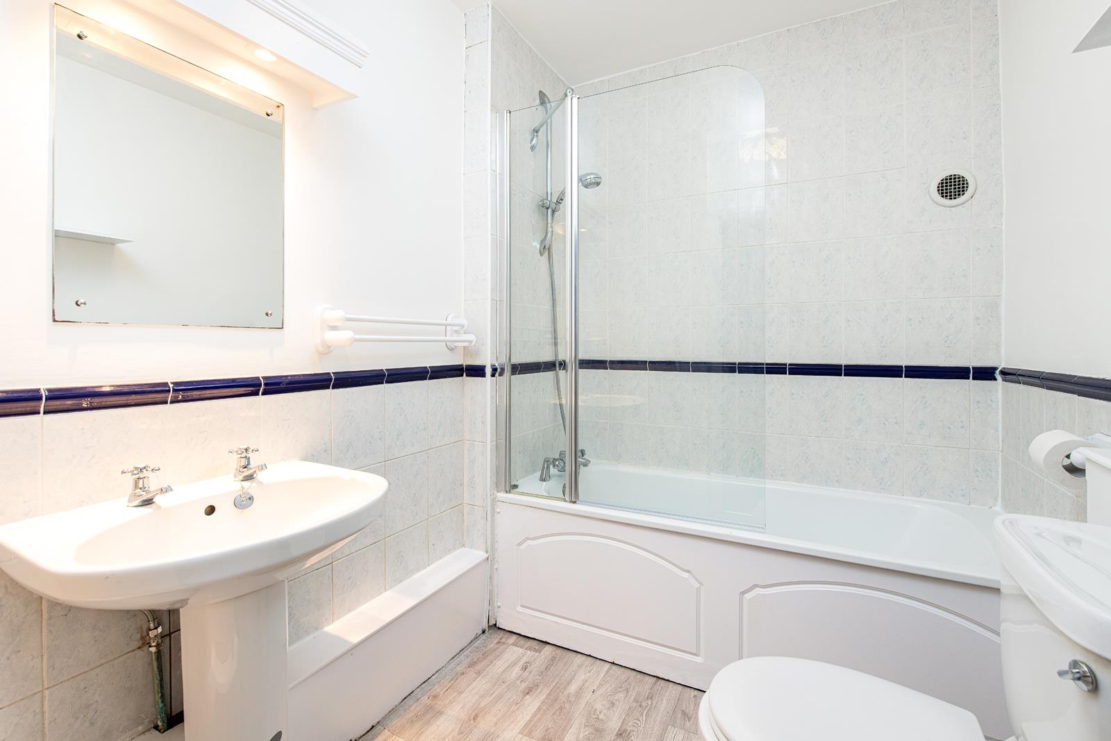 2 bed flat to rent in Hotwell Road, Bristol  - Property Image 5